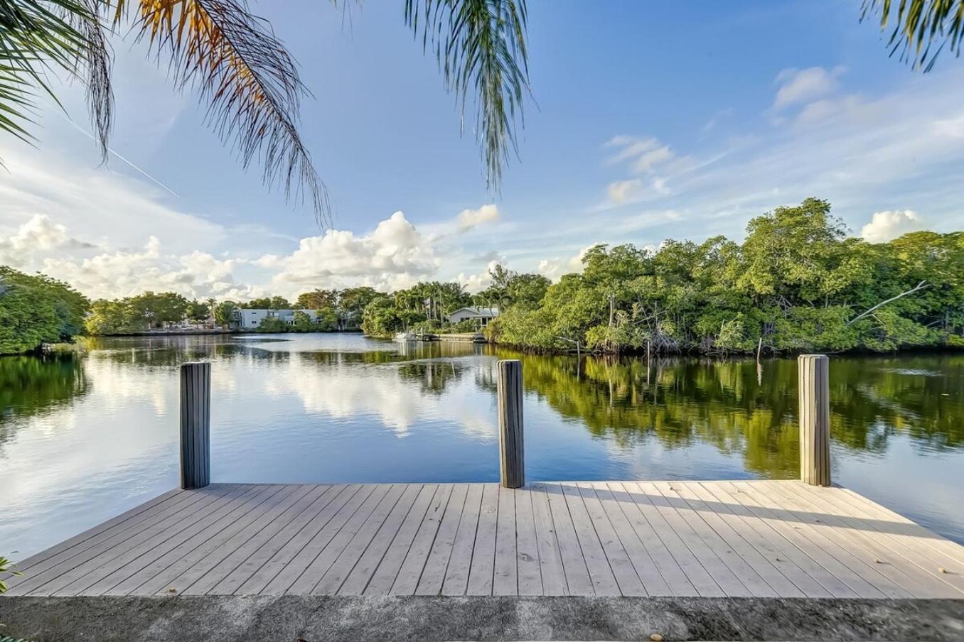 Waterfront Apartment Private Patio Pool
