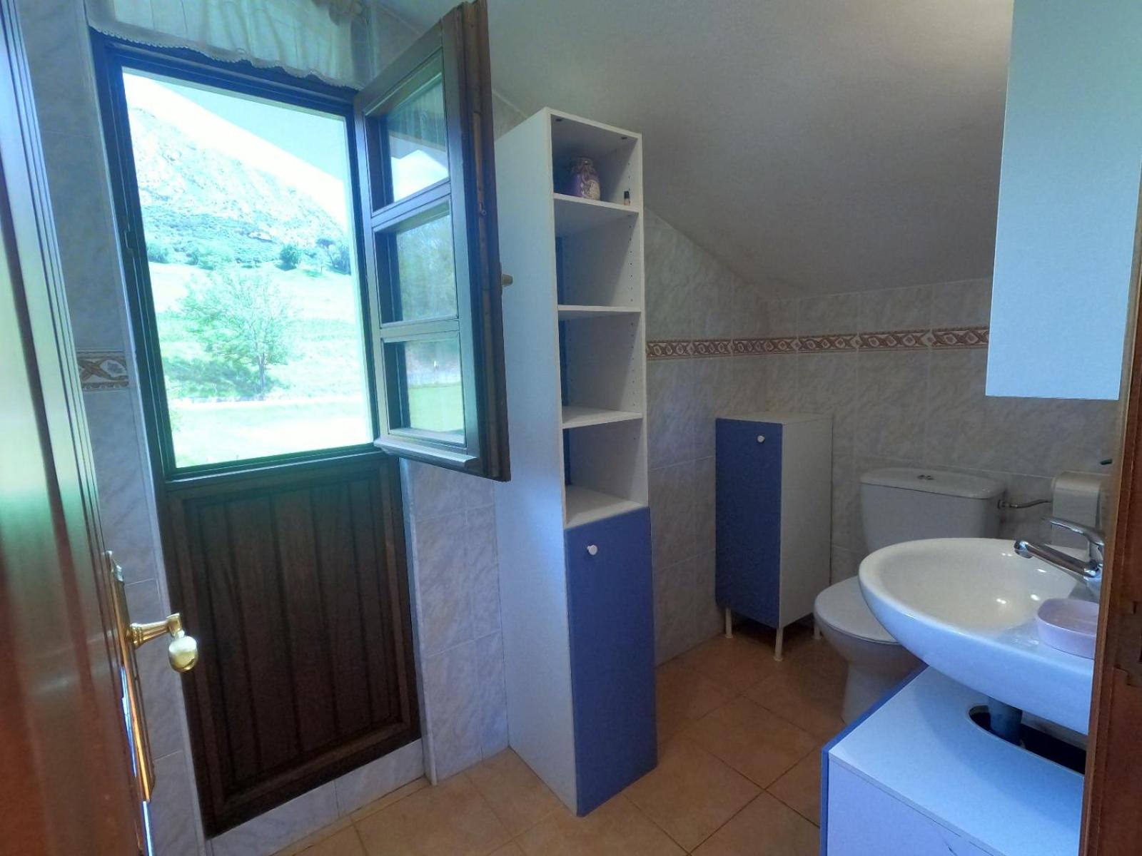 El Blao, preciosa casa para 6-7 personas a 1km de Arriondas view 5