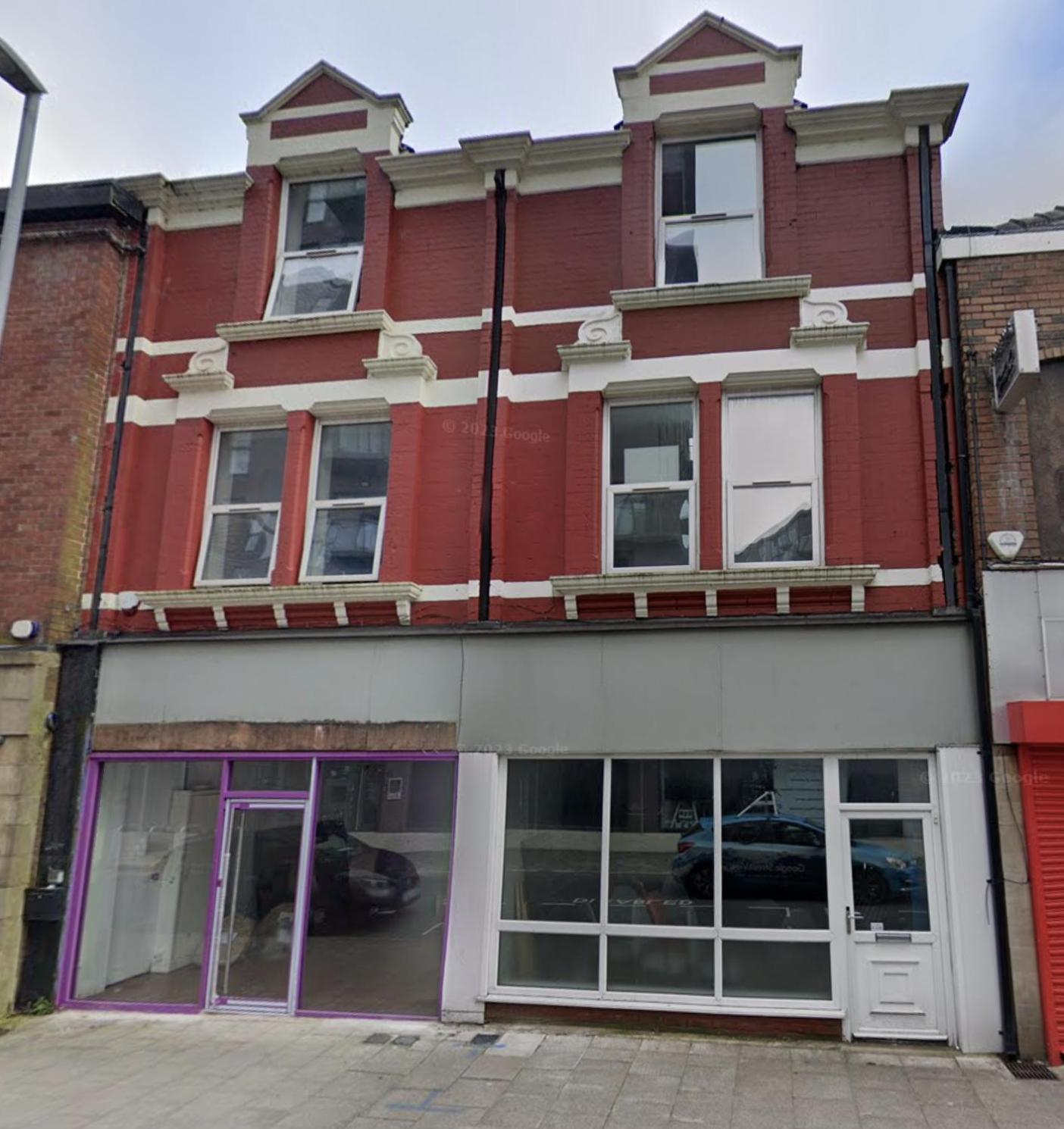 Bury Vacations - Modern 3-Bed Apartment with Kitchen in Town - Property Image 7