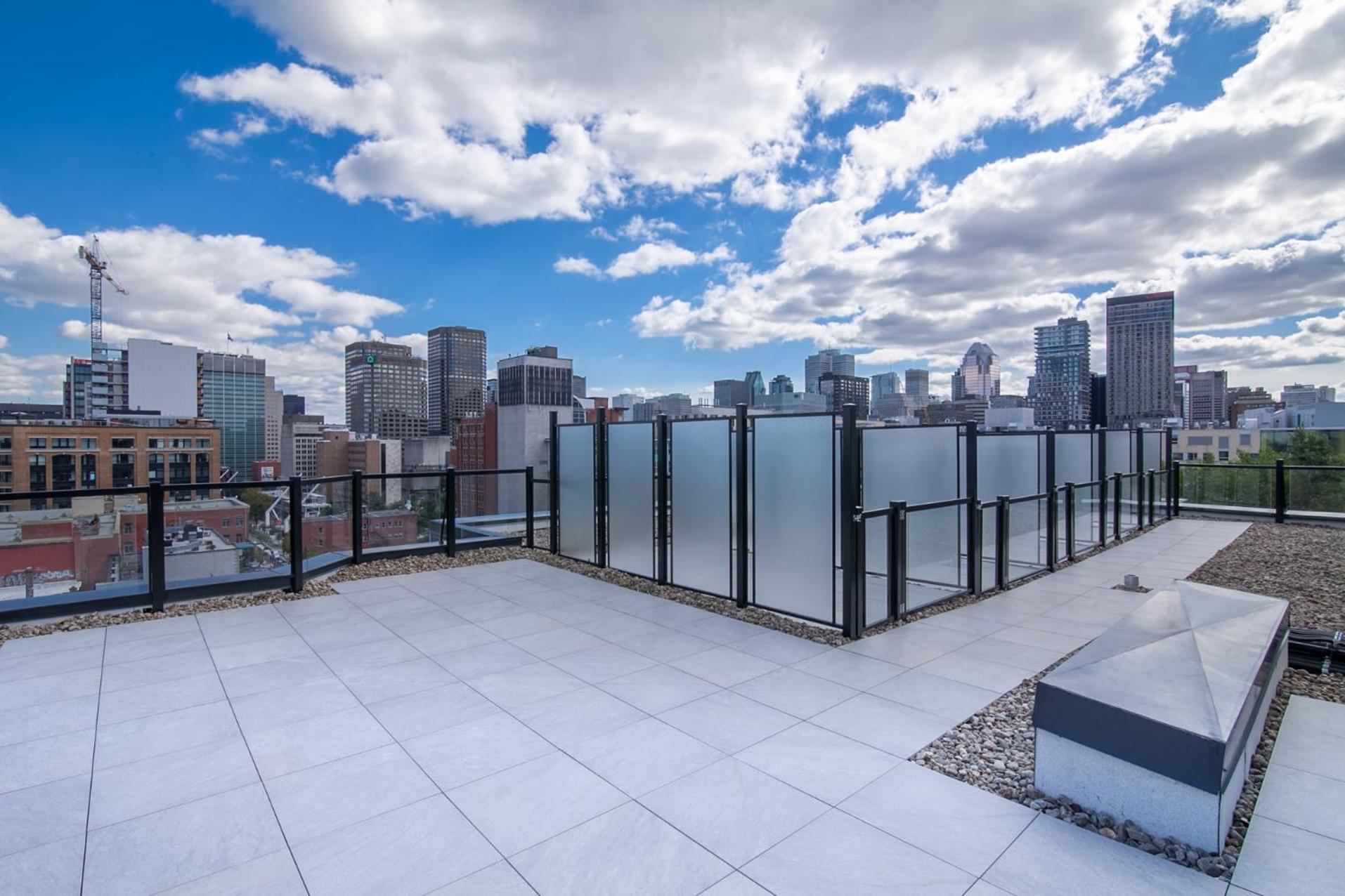 New Loft Views Free Parking