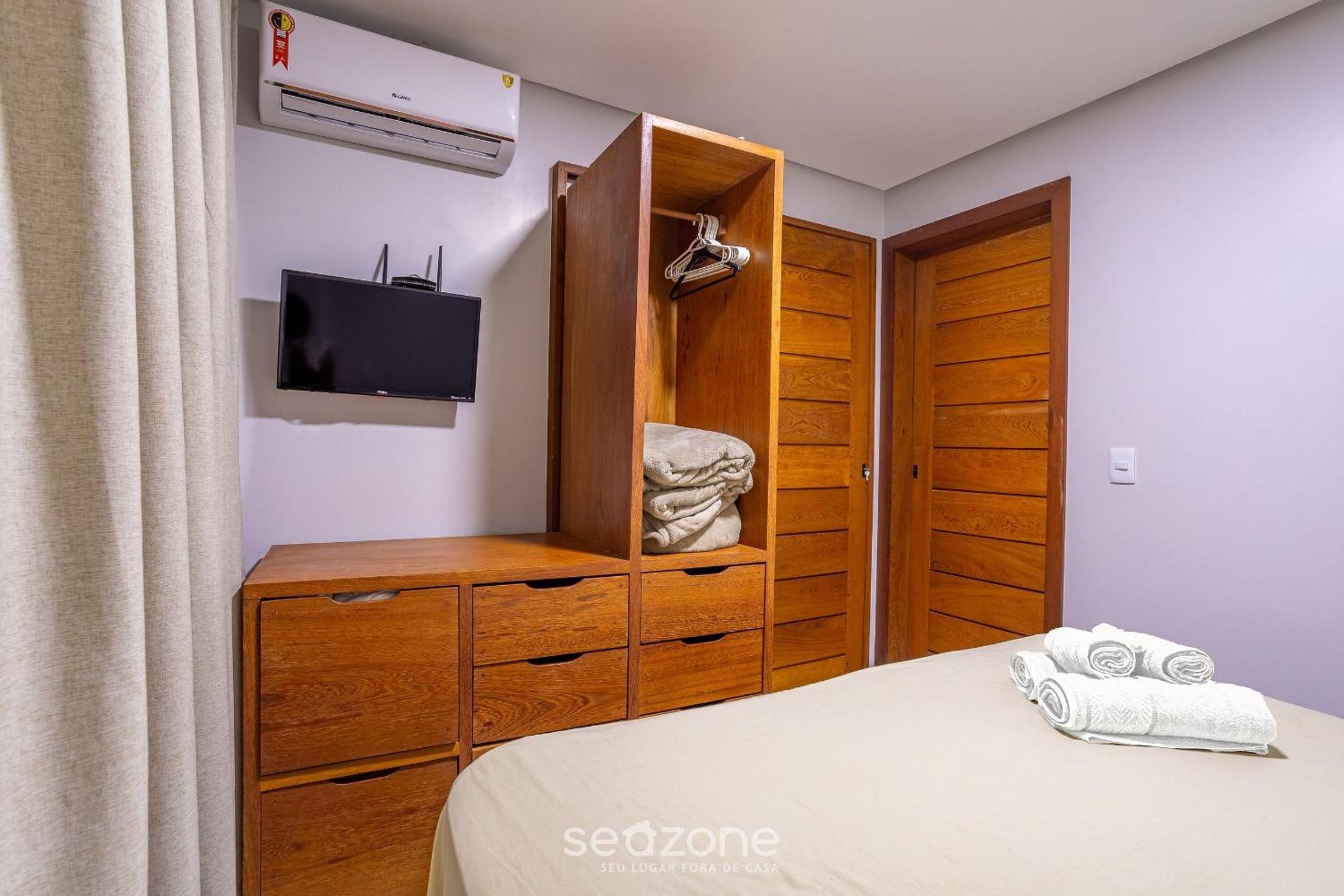 CPR - Apartments 200m from the beach with pool