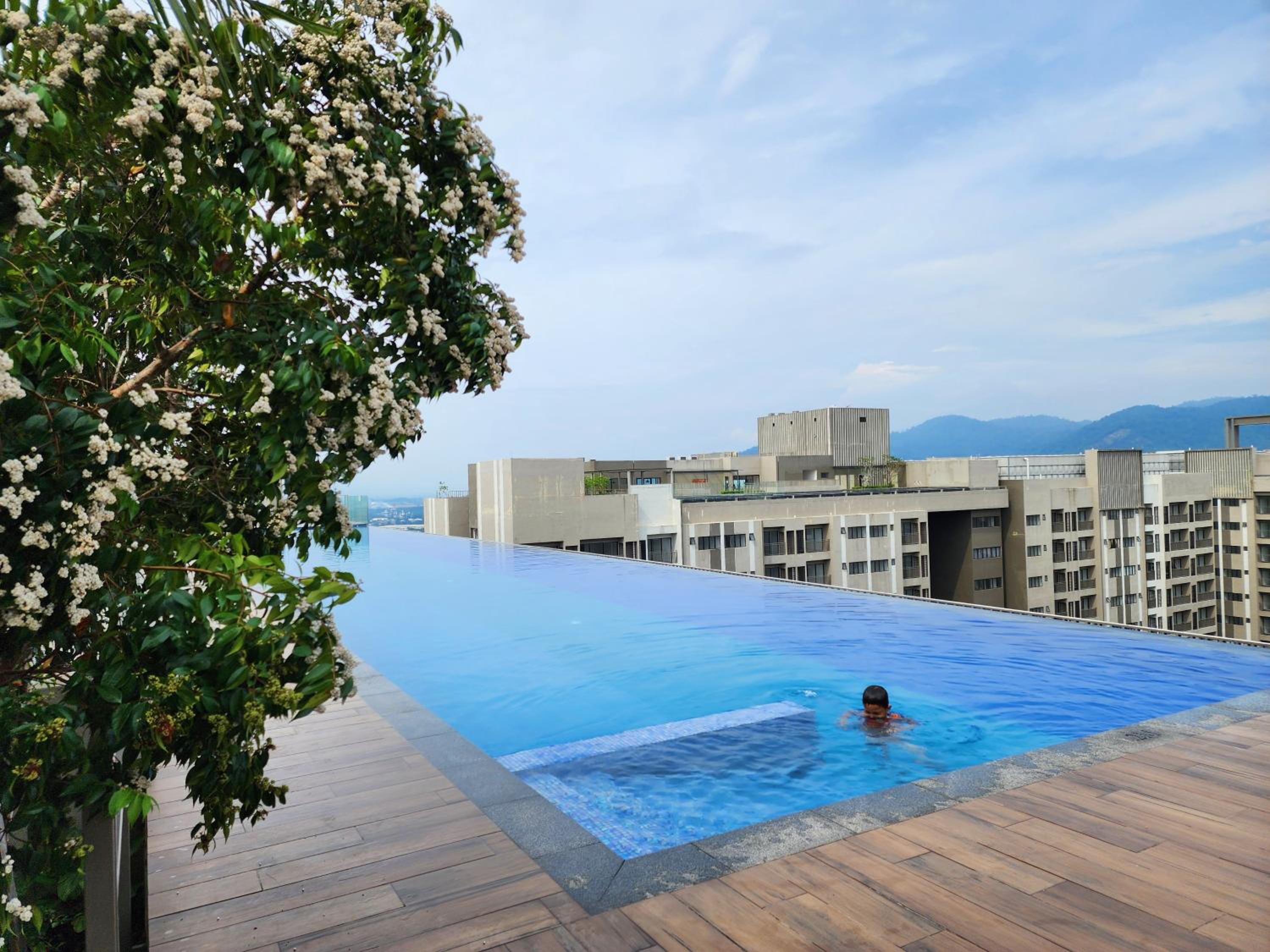 Nilai KLIA Youth City Suite Fully Air-Con Homestay view 2