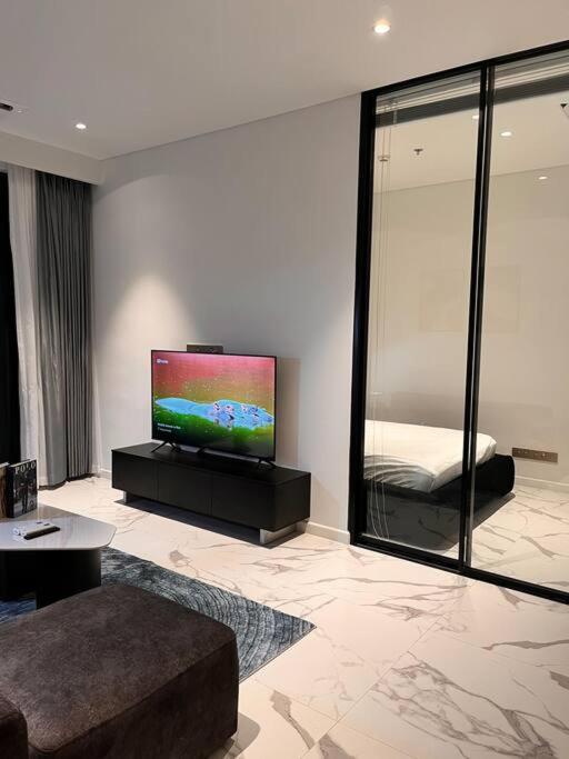 Metropole The Crest 3BR D2 city view 5 quality