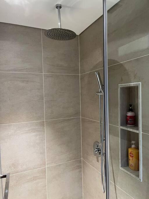 Metropole The Crest 3BR D2 city view 5 quality