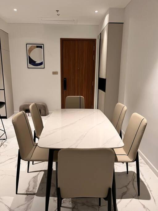 Metropole The Crest 3BR D2 city view 5 quality