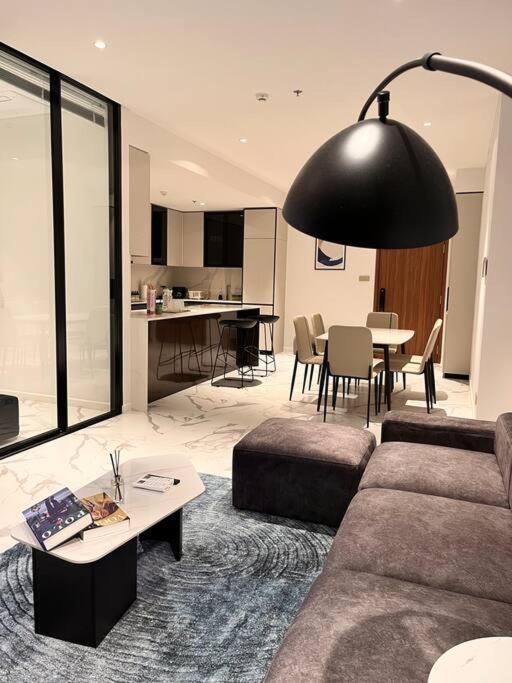Metropole The Crest 3BR D2 city view 5 quality