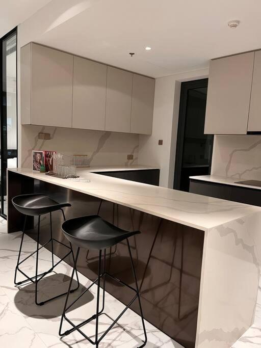 Metropole The Crest 3BR D2 city view 5 quality