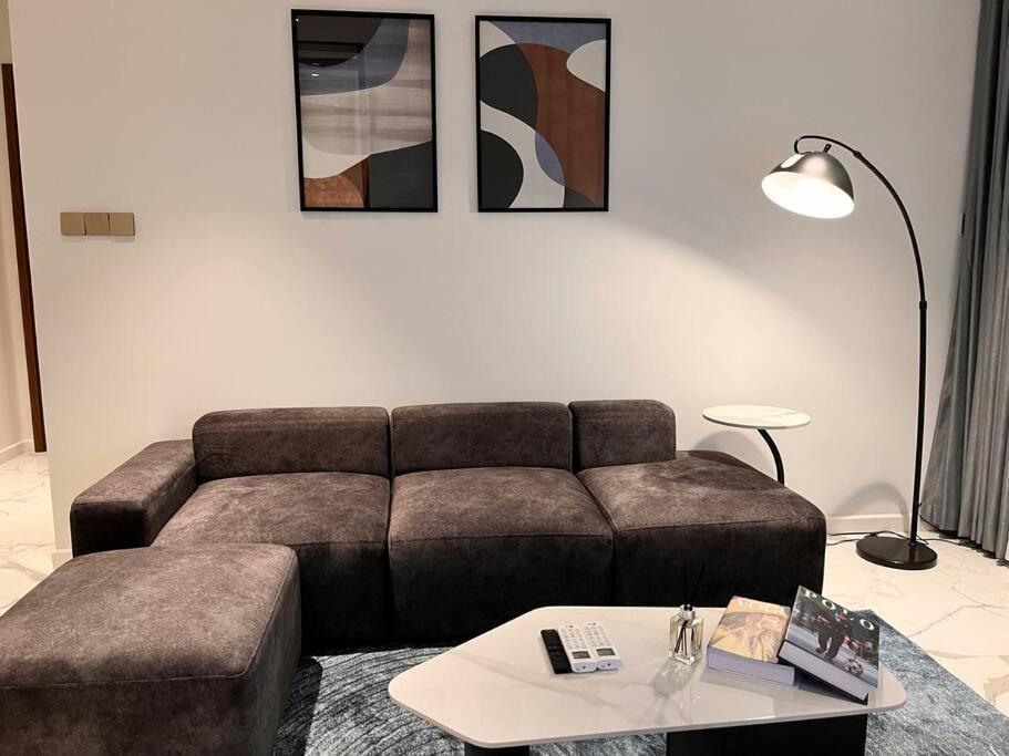 Metropole The Crest 3BR D2 city view 5 quality