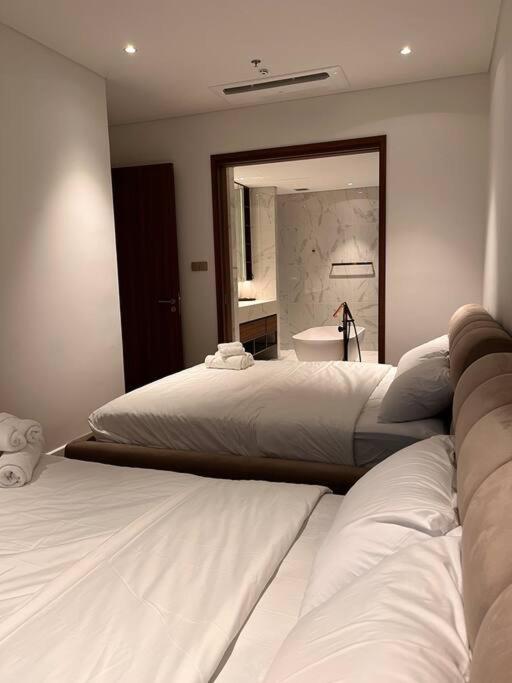 Metropole The Crest 3BR D2 city view 5 quality