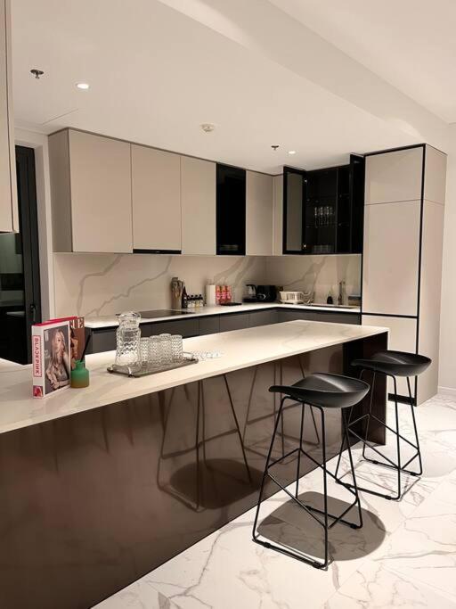 Metropole The Crest 3BR D2 city view 5 quality