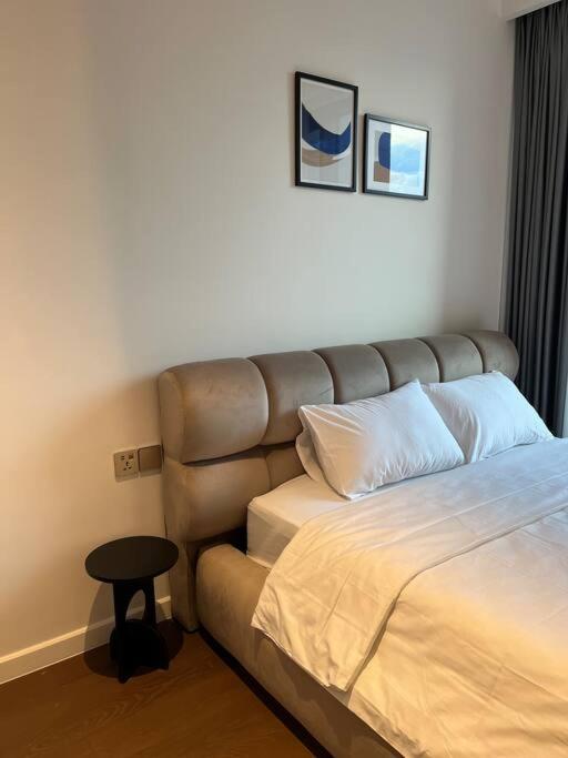 Metropole The Crest 3BR D2 city view 5 quality