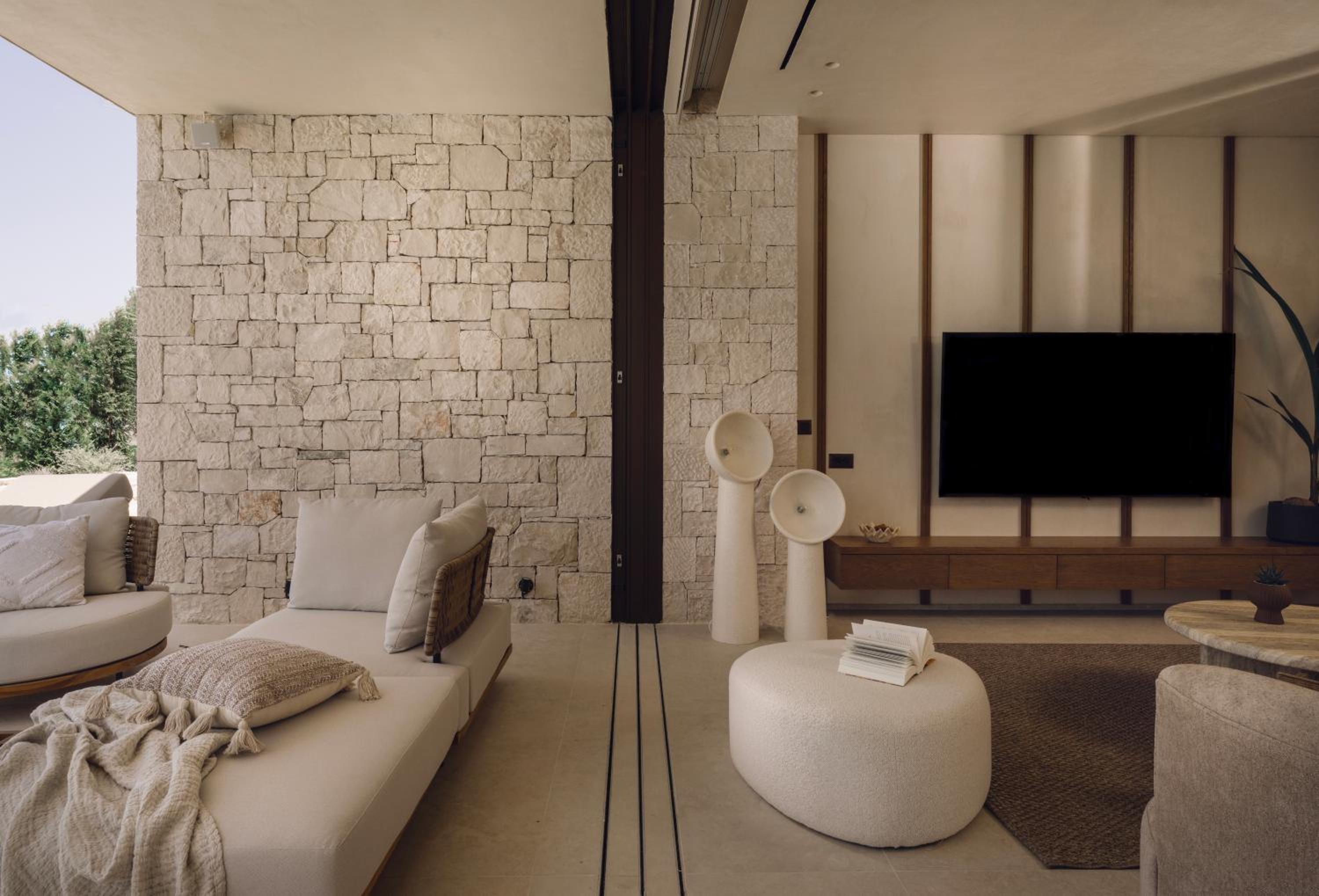Valerozo Villas - Exclusive Beachside Experience