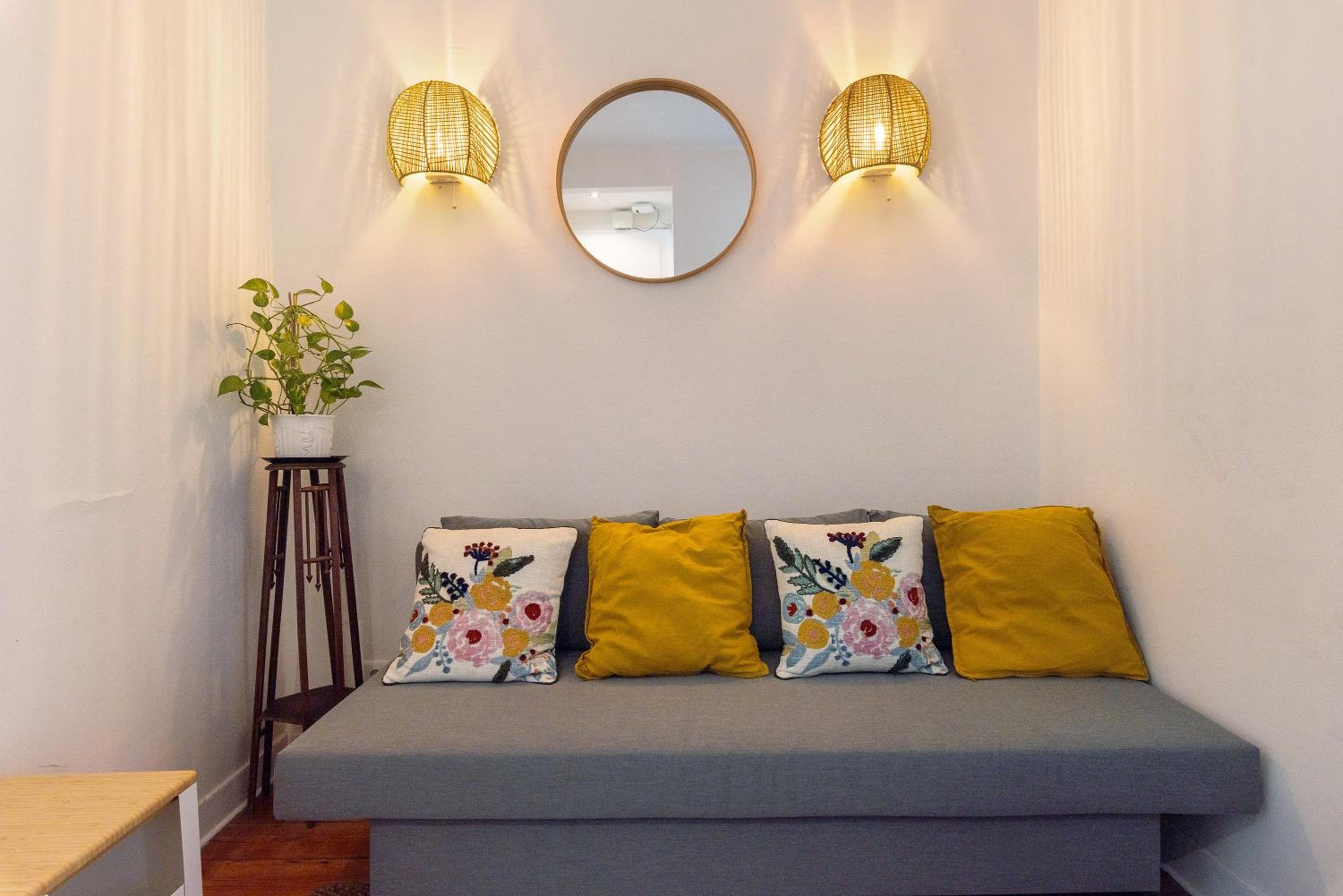 Mouraria Flat 1D By Insighthome view 2