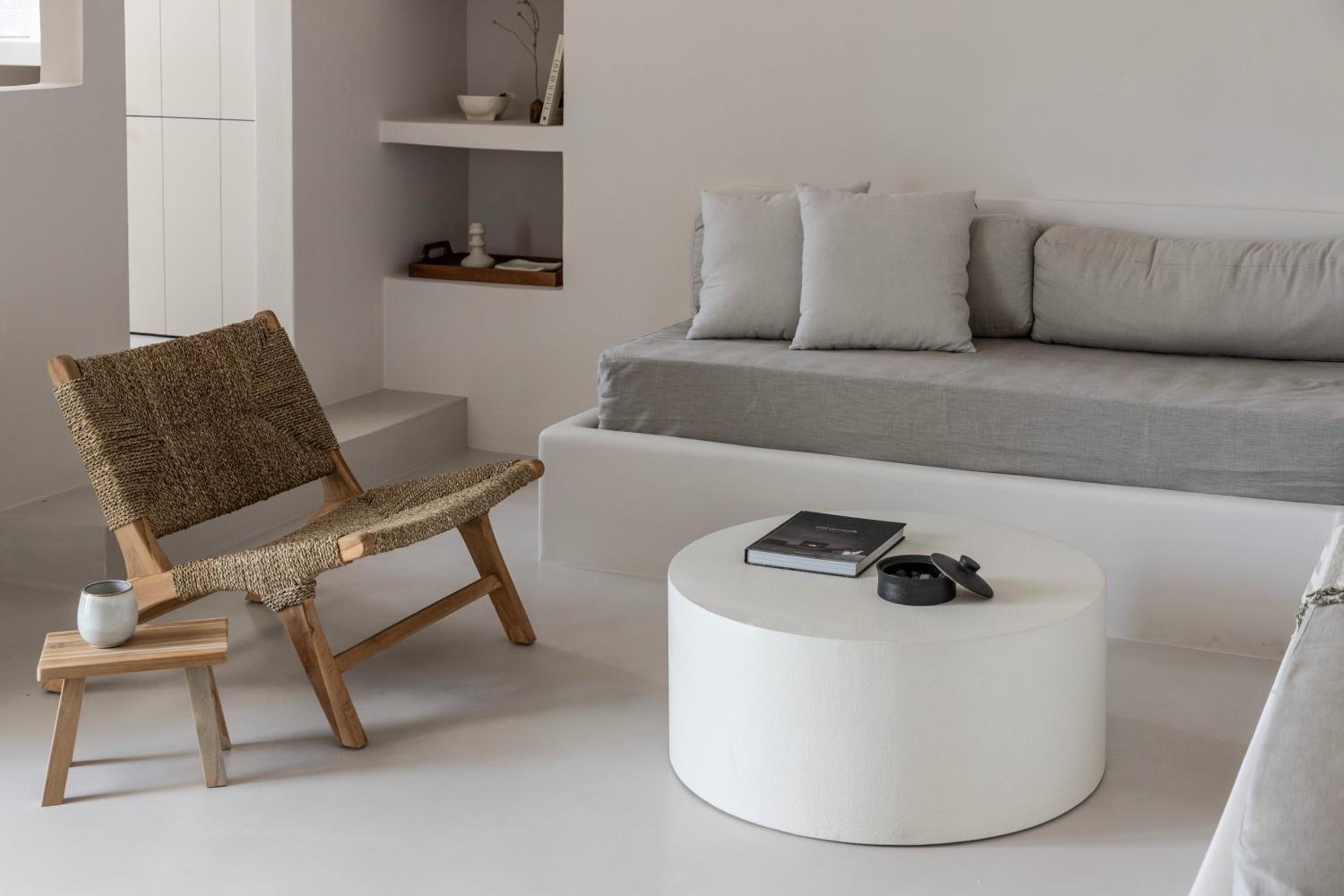 Om Living Milos