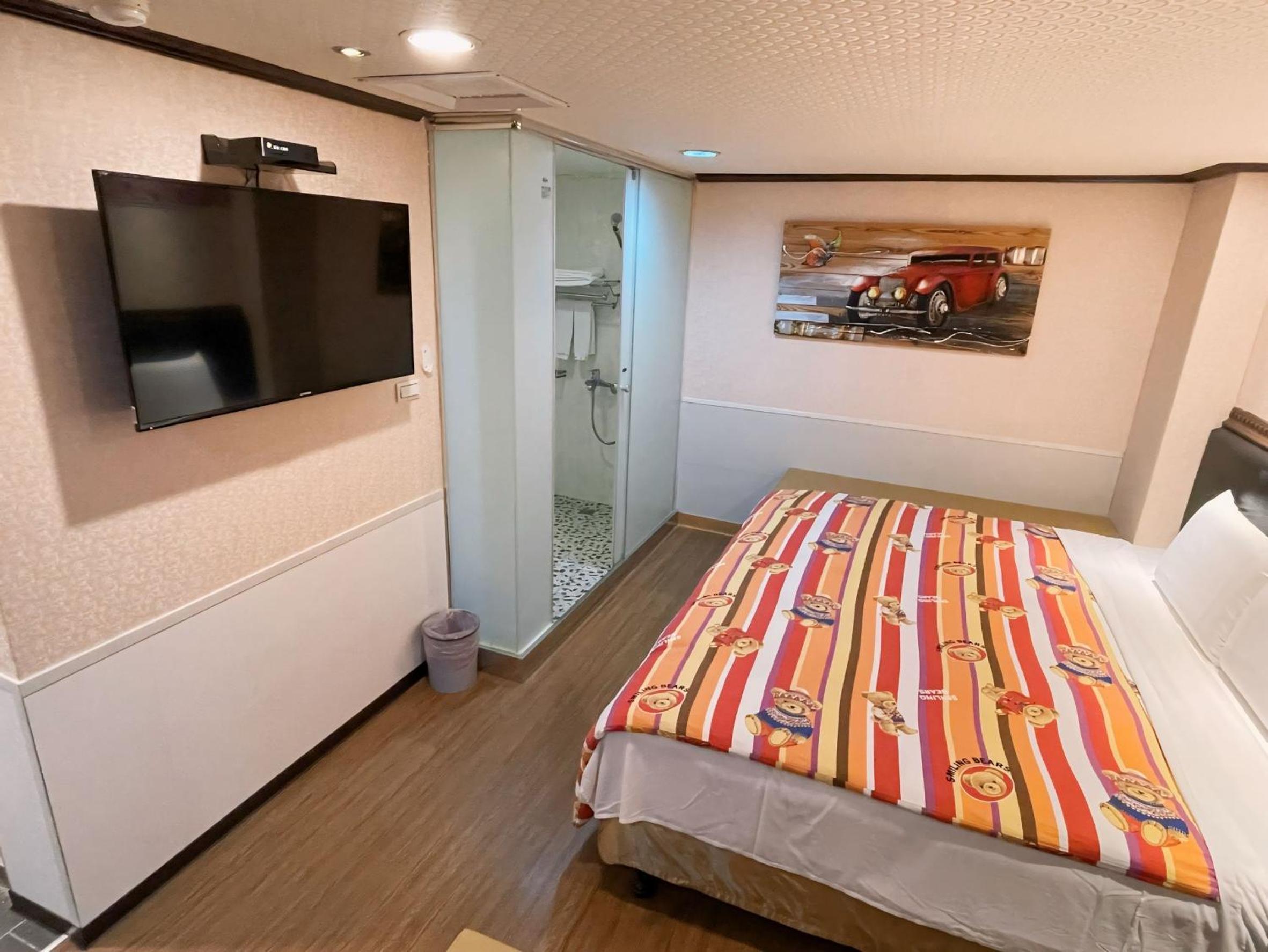Dealer Hotel