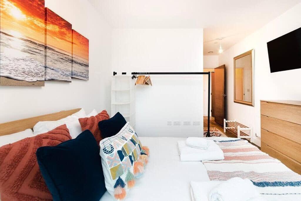 Stylish 2 BR Flat in Wandsworth