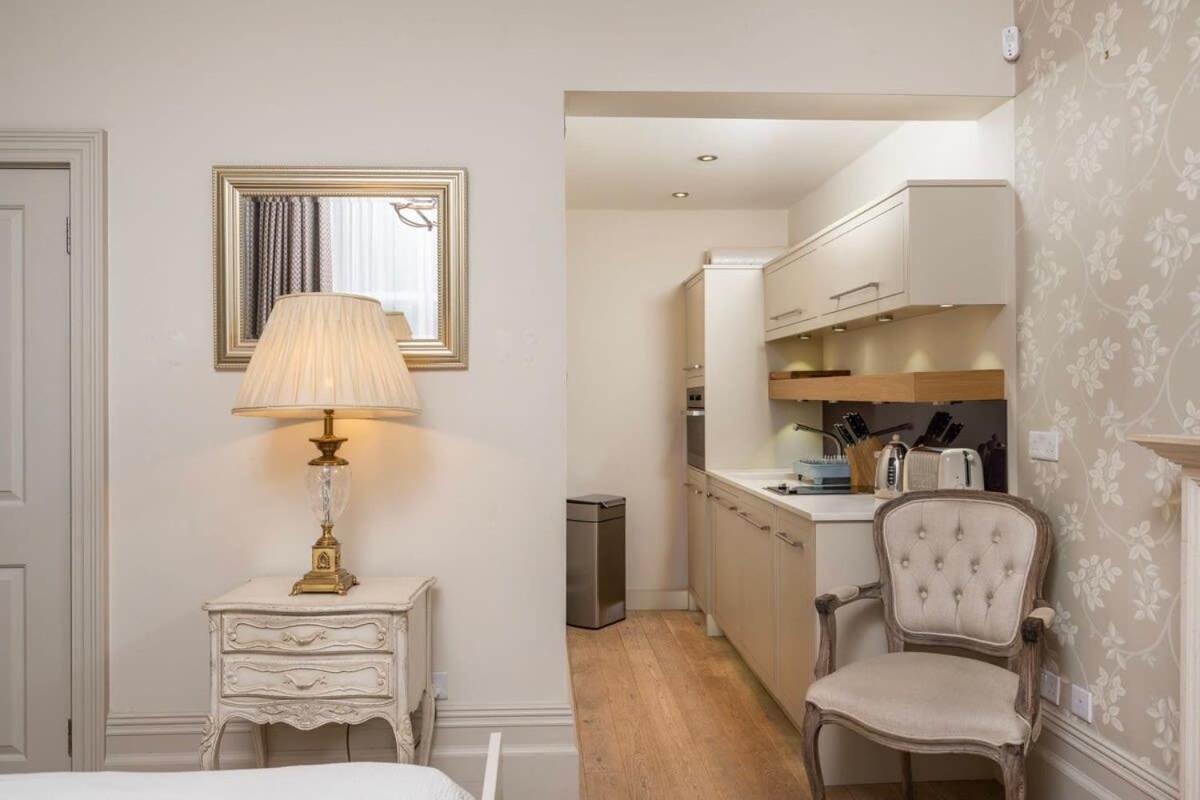 Charming Chelsea Studio Your Cozy Urban Retreat
