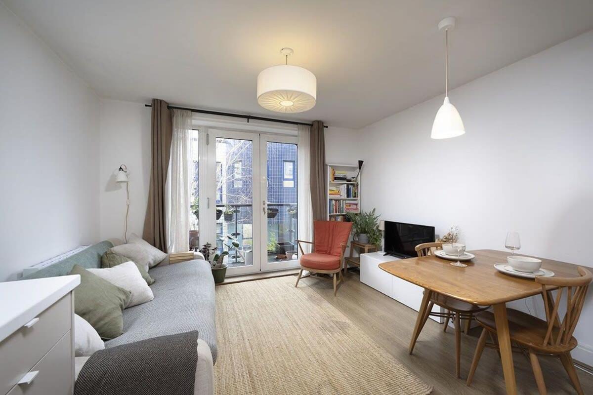 Lovely one bedroom apartment in Elephant Castle