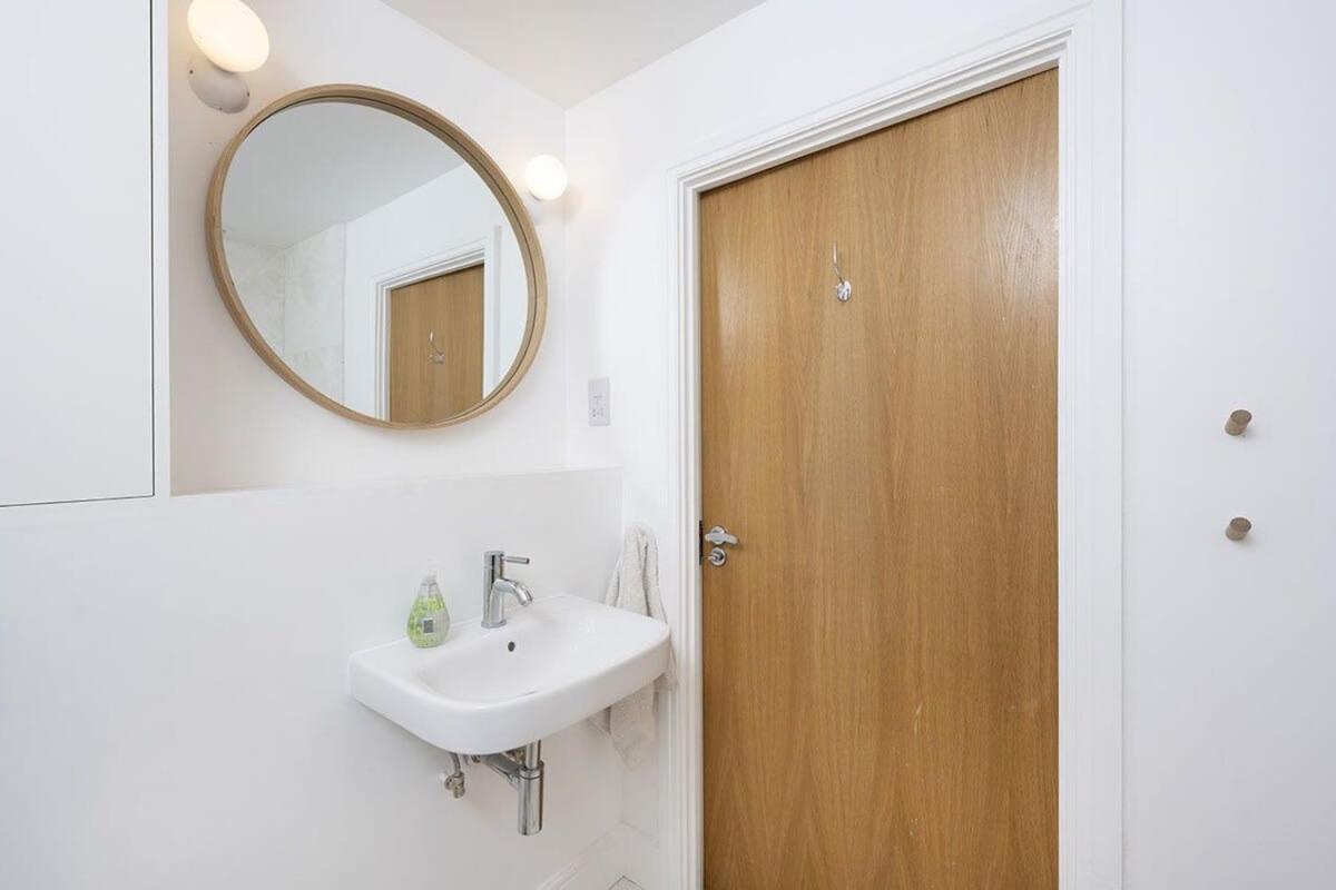 Lovely one bedroom apartment in Elephant Castle