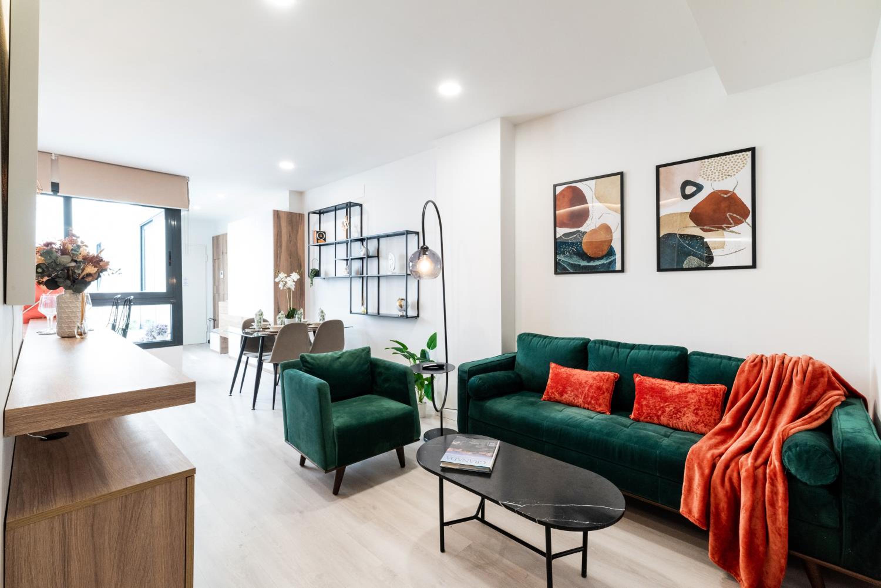 Wekey Homes, Ángel Deluxe Apartment with Parking view 4
