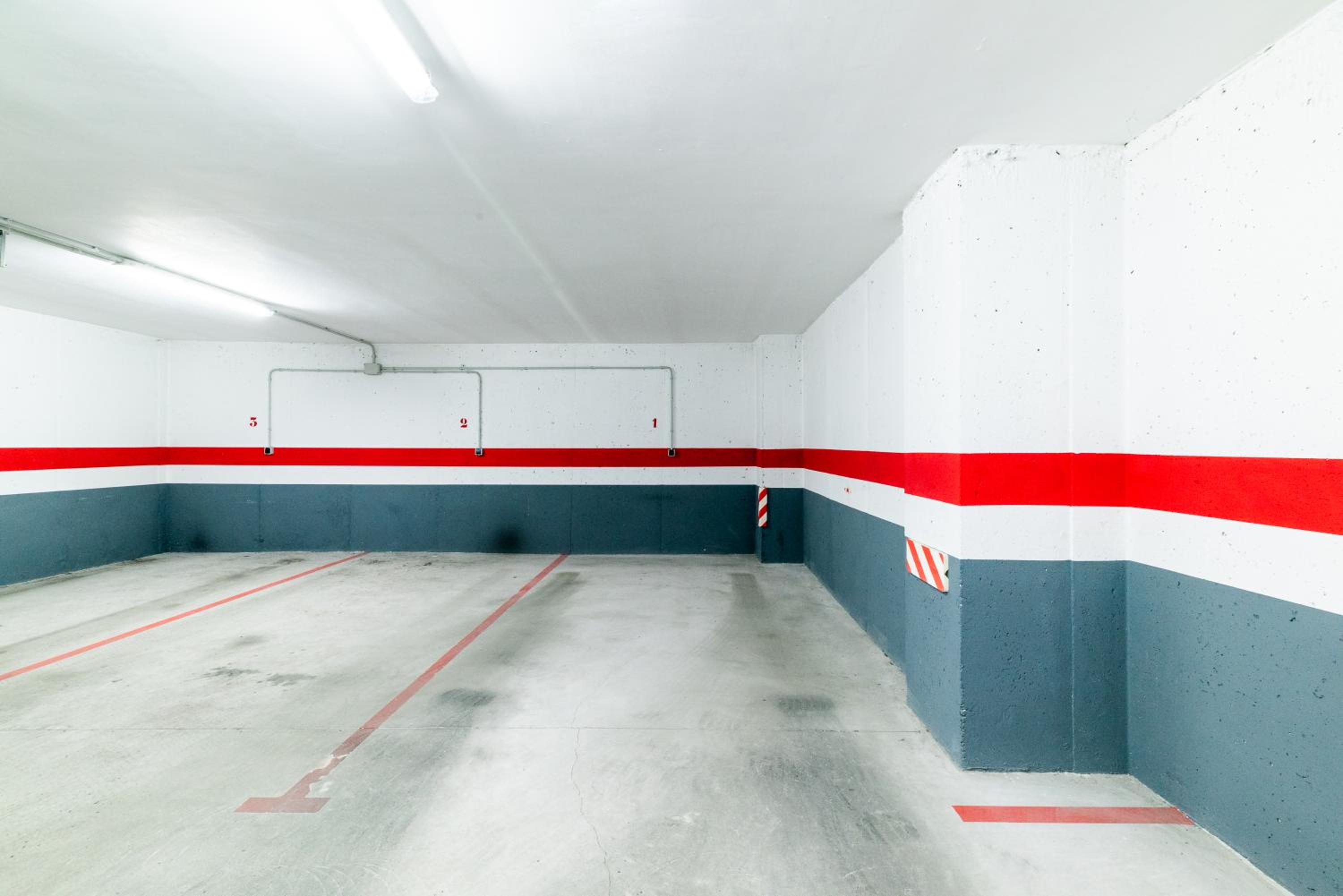 Wekey Homes, Ángel Deluxe Apartment with Parking view 2