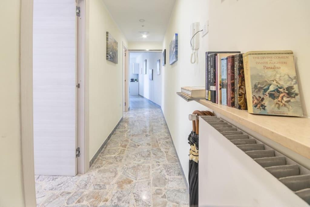 Rome Aparts - Deluxe Apartment with 3 bedrooms at St Peter square
