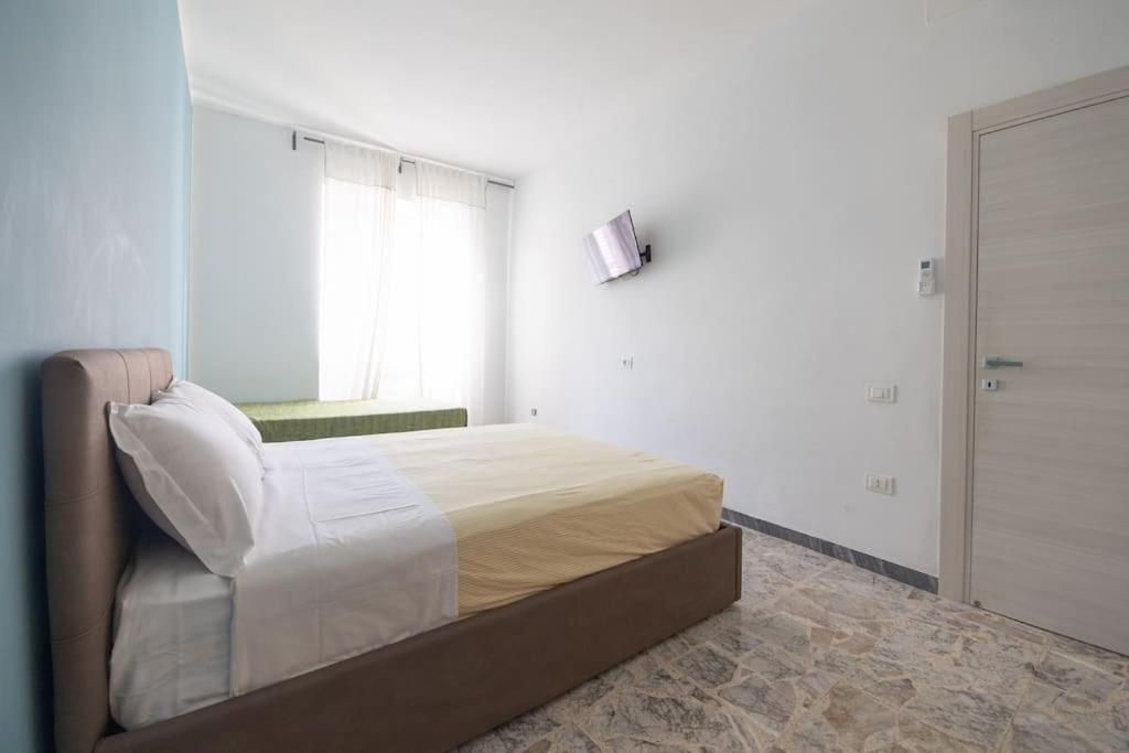 Rome Aparts - Deluxe Apartment with 3 bedrooms at St Peter square