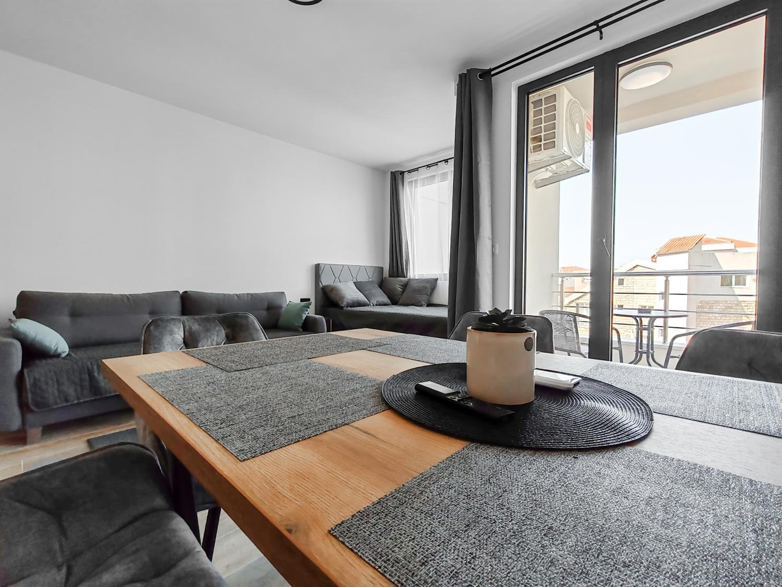 Contemporary Retreat in Bečići