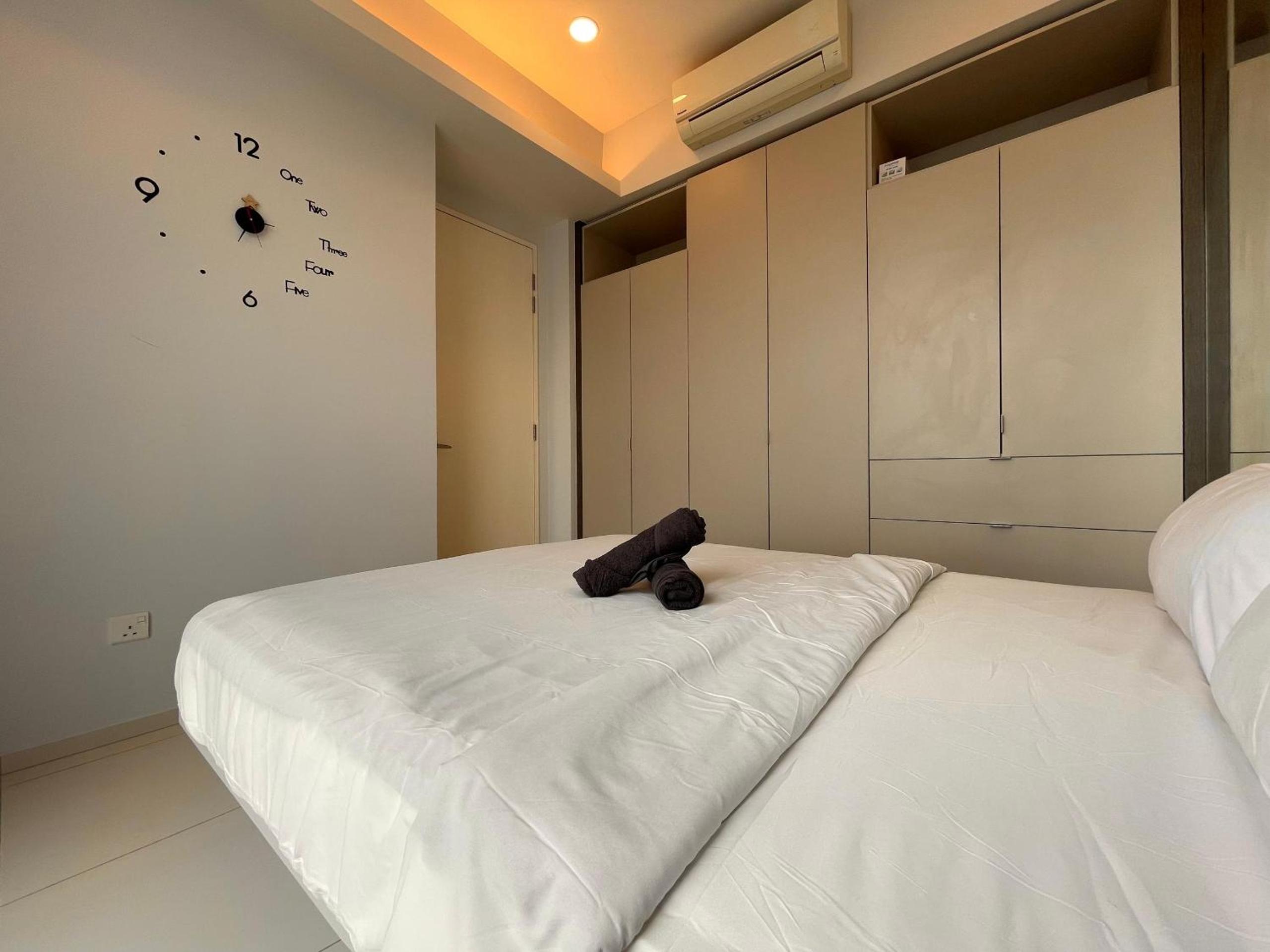 The Robertson-Bukit Bintang by PILLOWTALKS