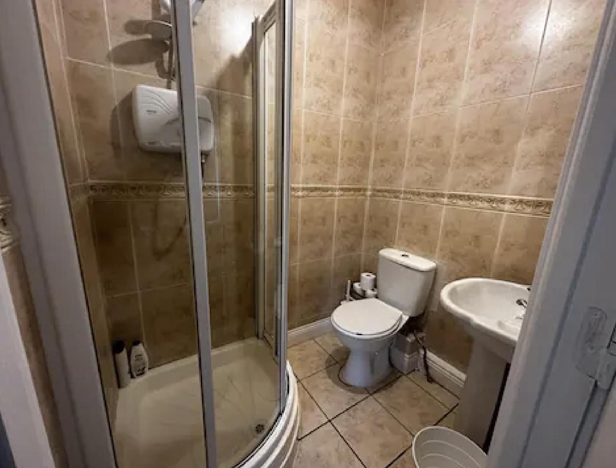 Warm Welcome Rooms