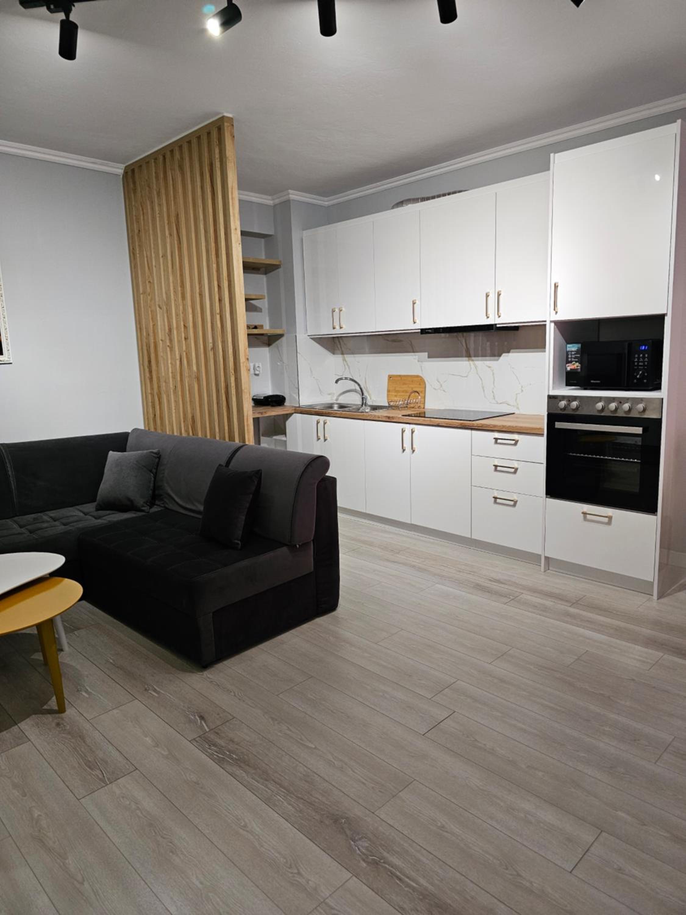 Stephan Apartments