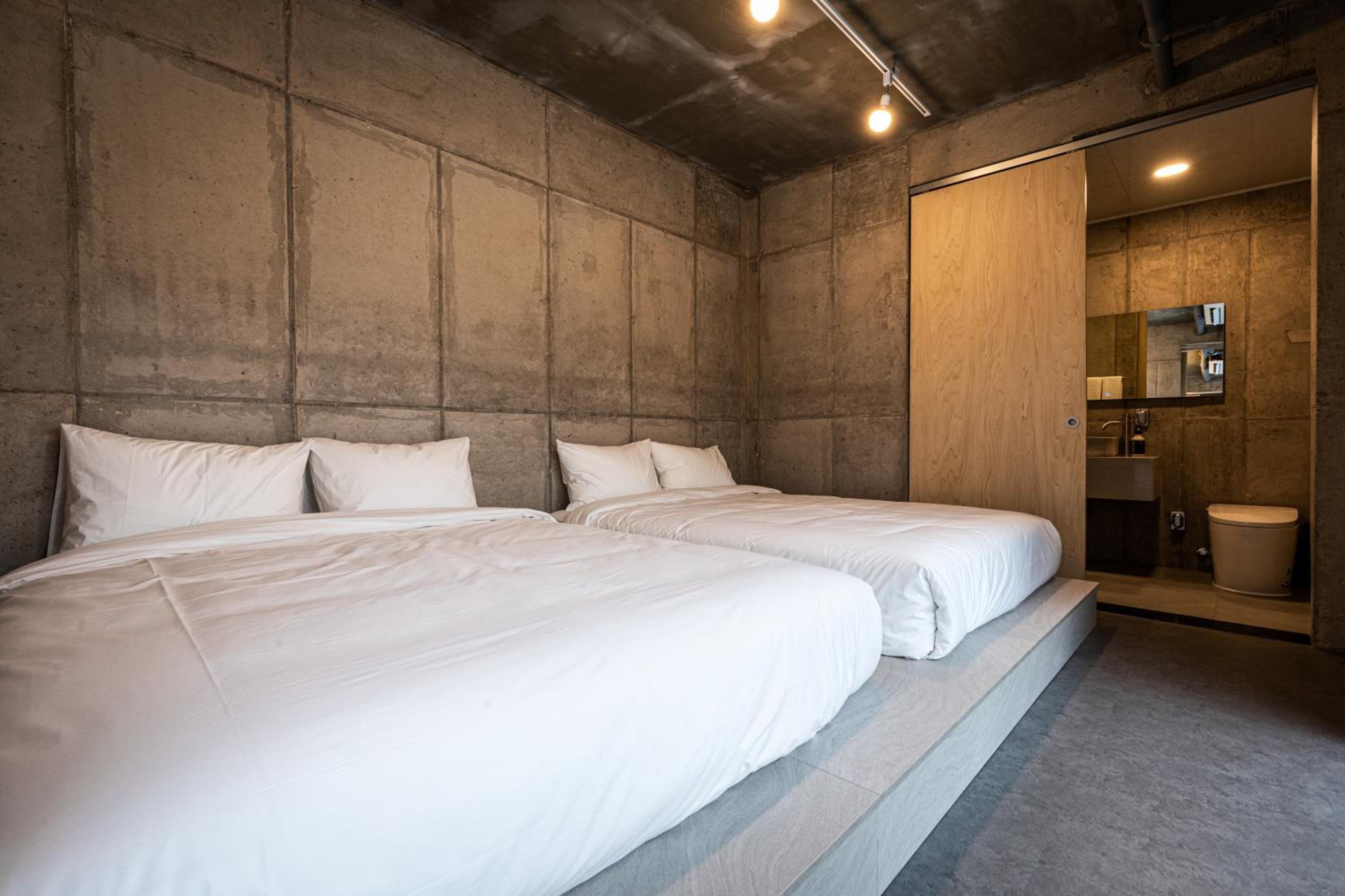 Photo 37