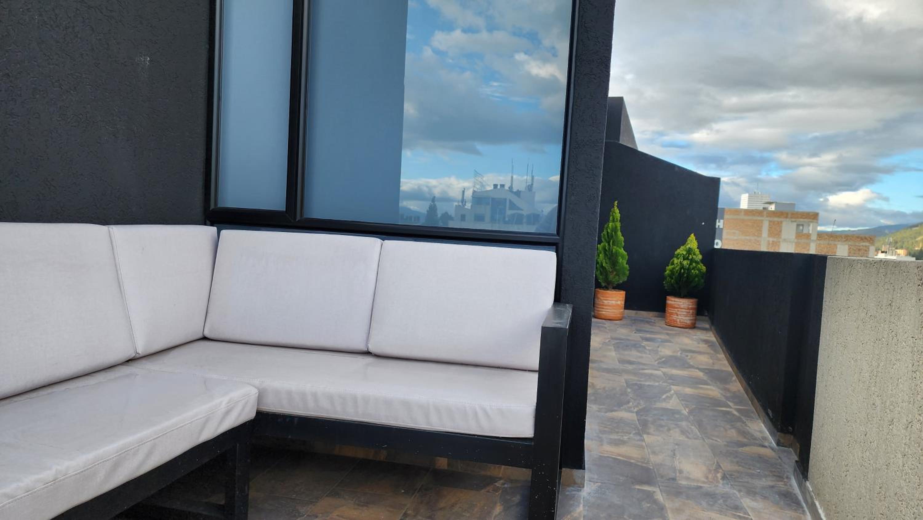 Apartamento Nuevo Central Piso 7 Terraza privada