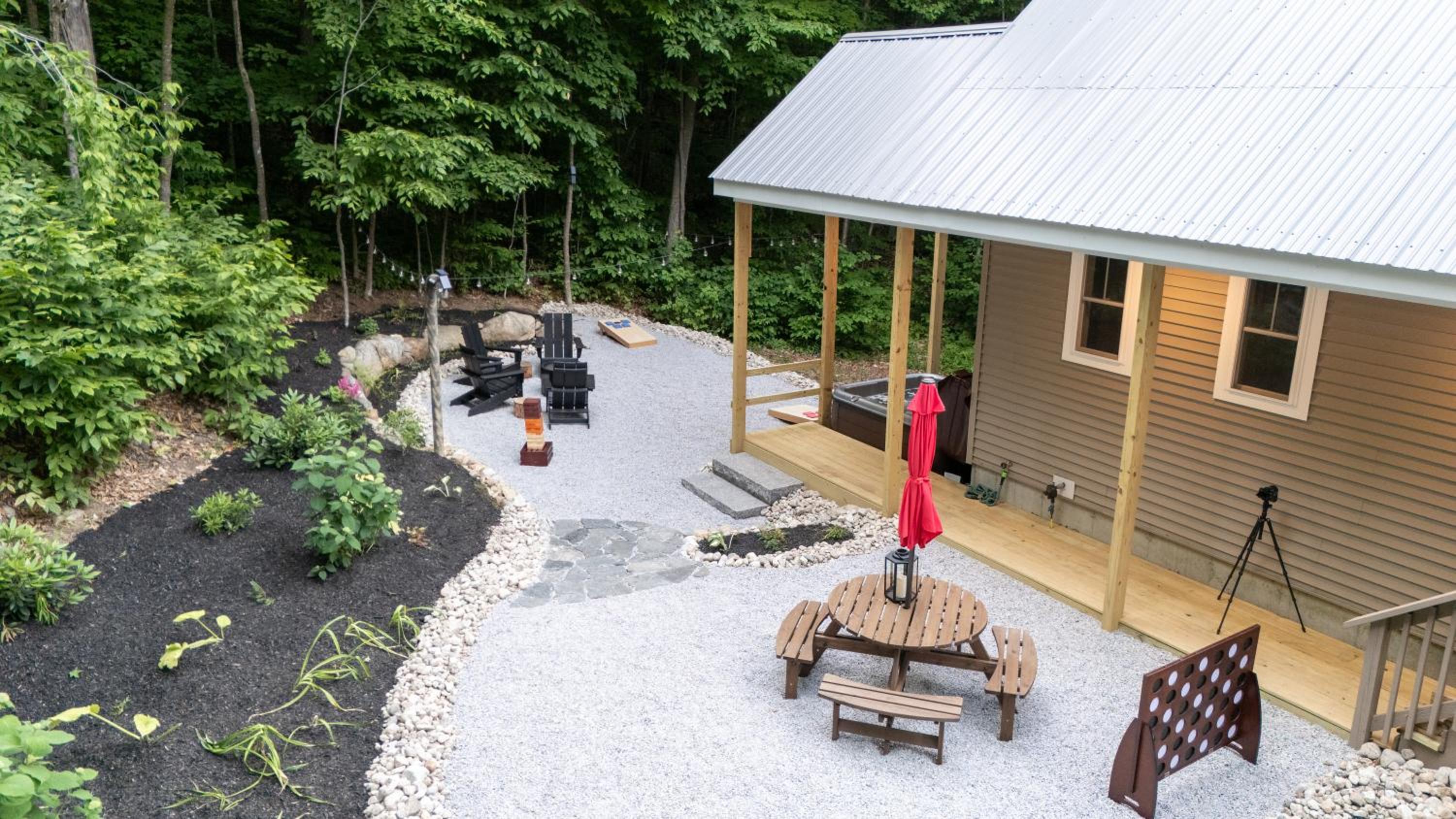 '"Luxury Mountain Getaway'" Sauna, Hot Tub, Massage Chair, Pool Table view 3