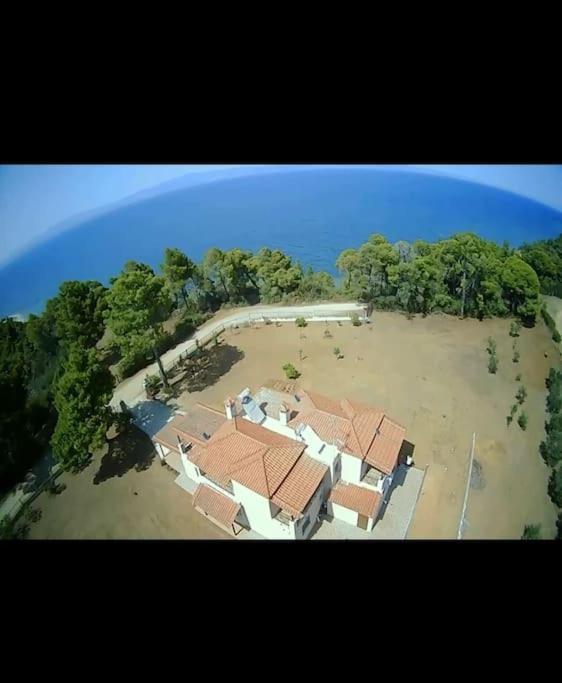 Villa-Alpha view 3