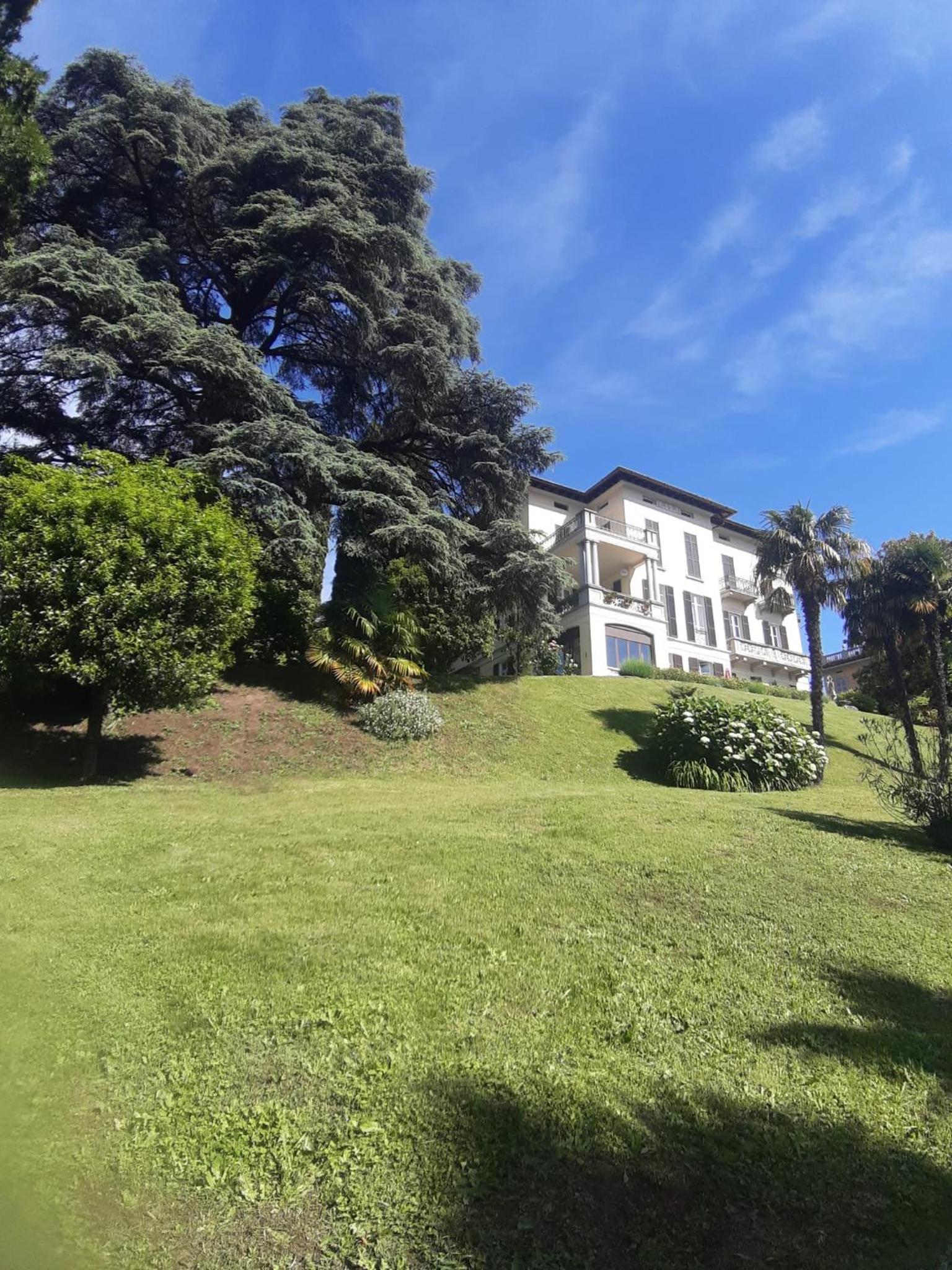 Giardino sul lago view 4