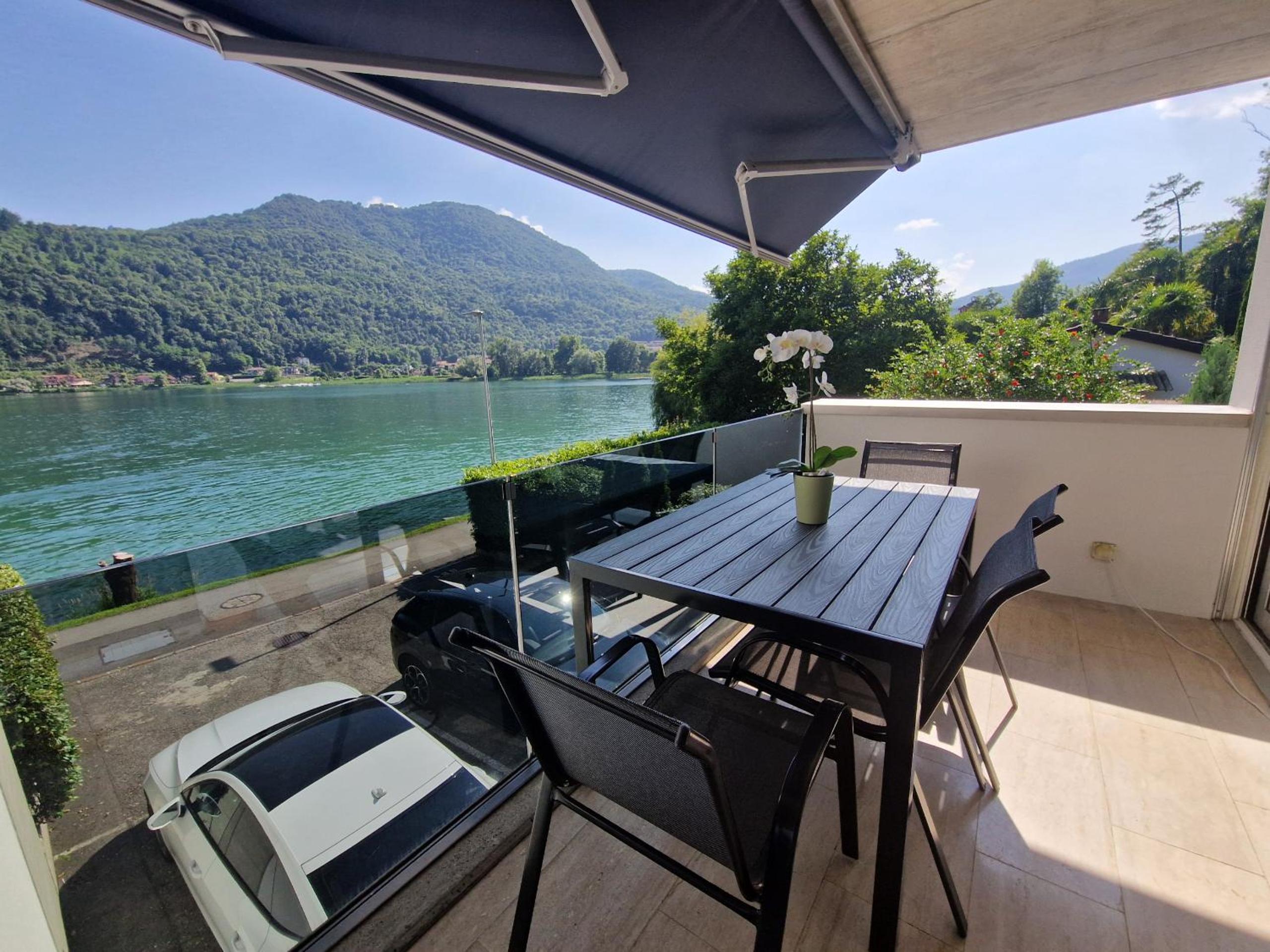 The Lake House