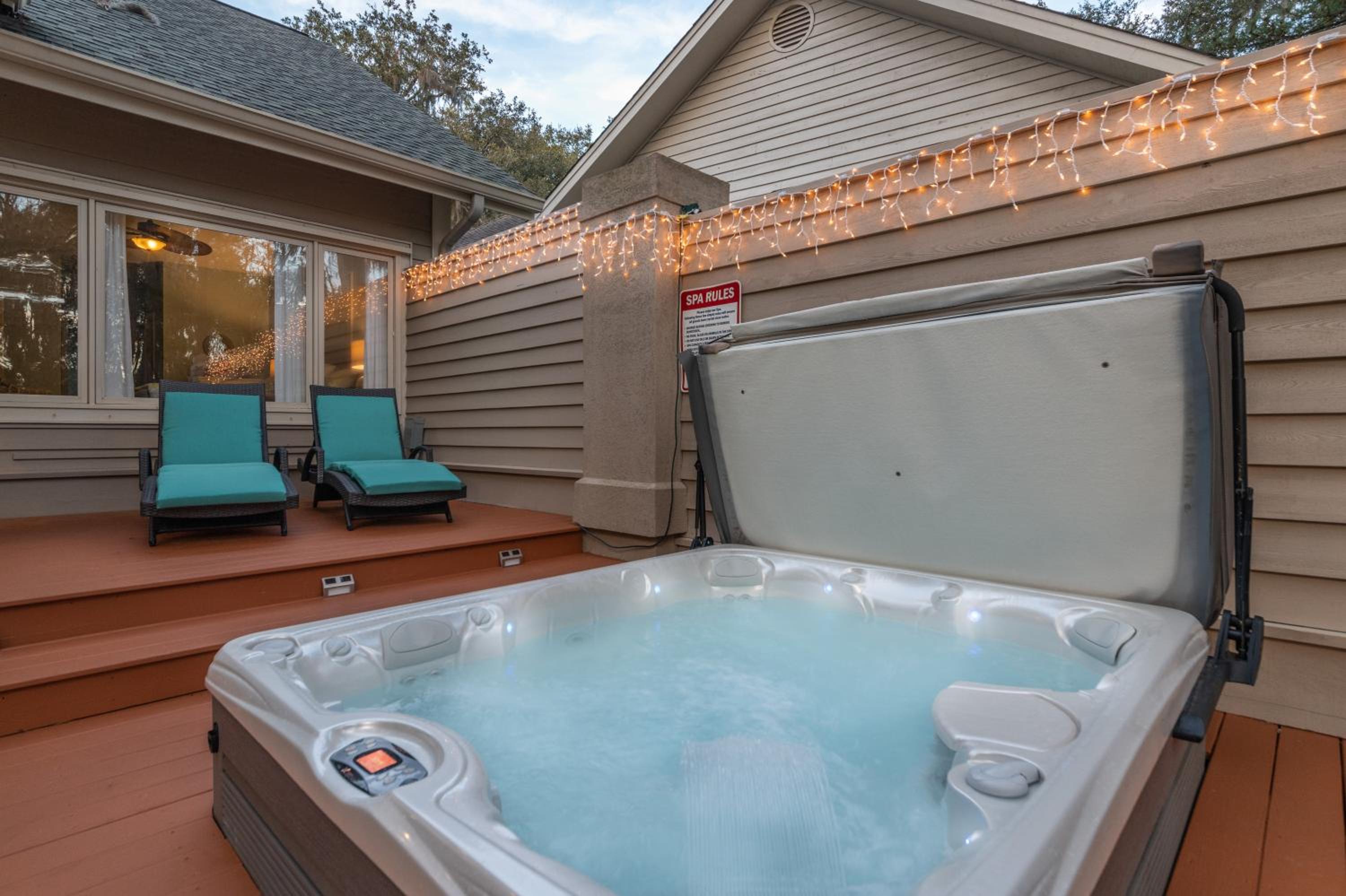 15% off 7 Night Stays Aug- Oct Gorgeous Views, Hot Tub, Screened Patio, Community Pool & Tennis view 2
