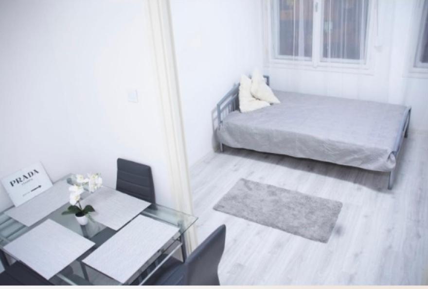 Sunny Buda Apartment