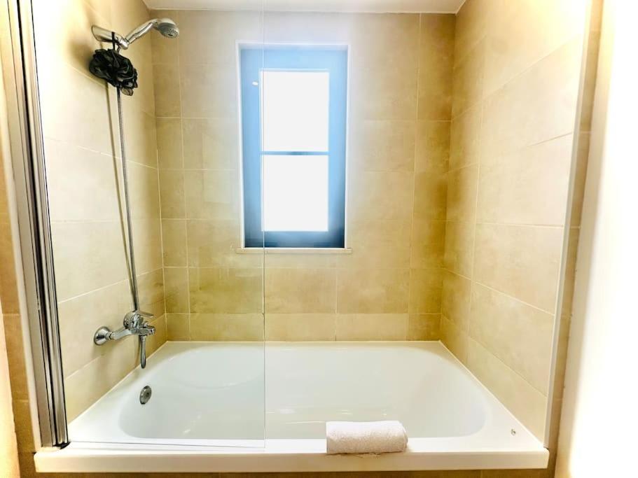 Cozy Apartment in Hotel Complex