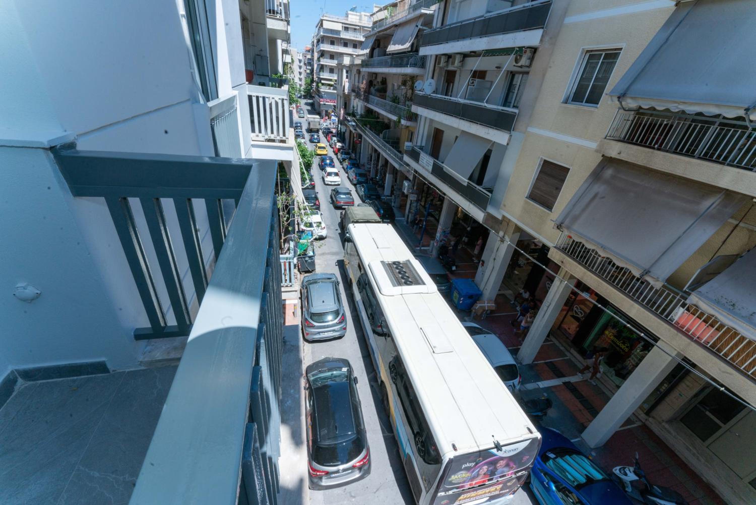 Urban Chic Flat Pagrati Athens
