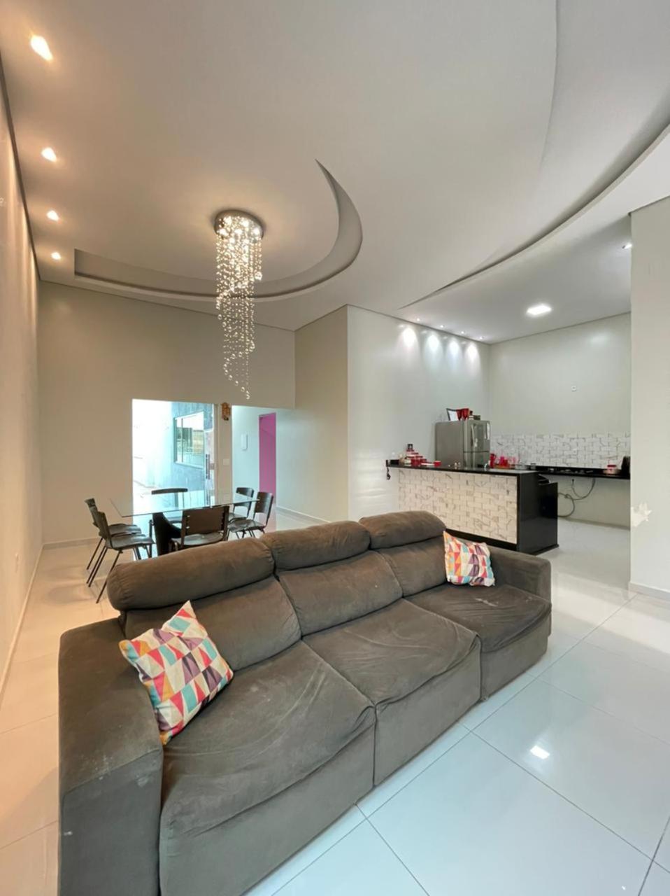 Casa nova e moderna