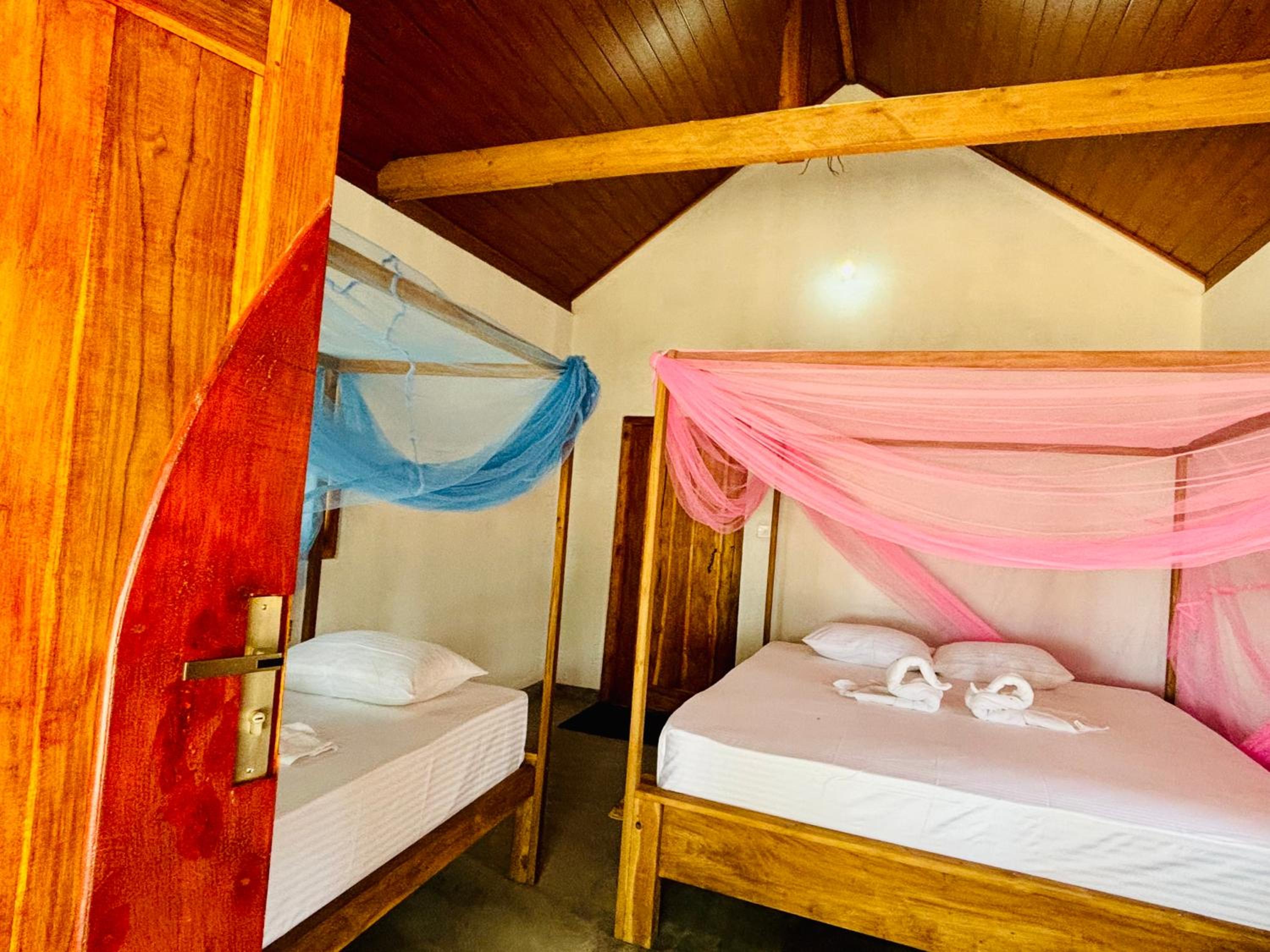 Peanut Farm Surf and Wild Resort - Arugambay