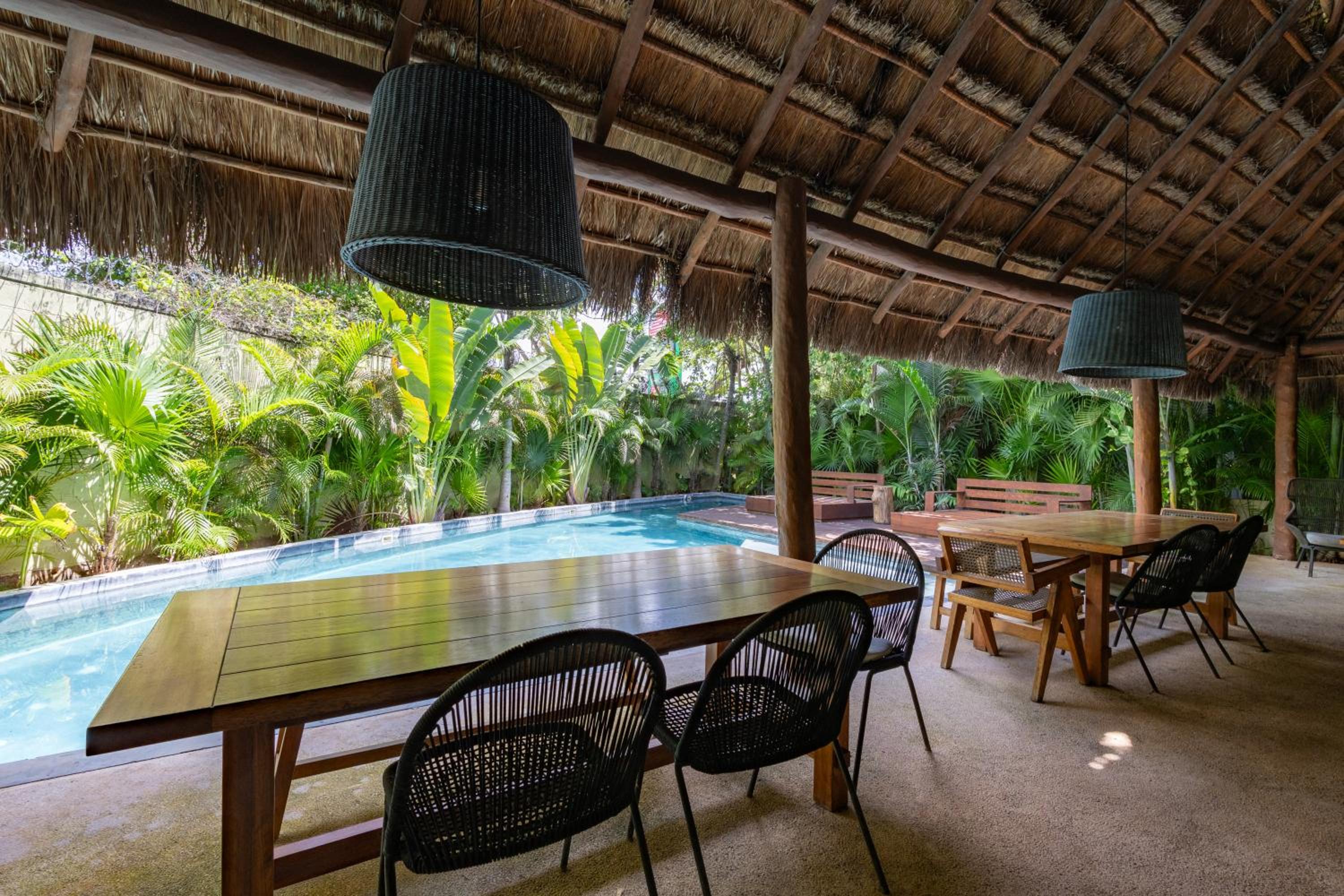 Hotel Sapphire - 2 floors condo with private roof and pool & beach club access - Image 1