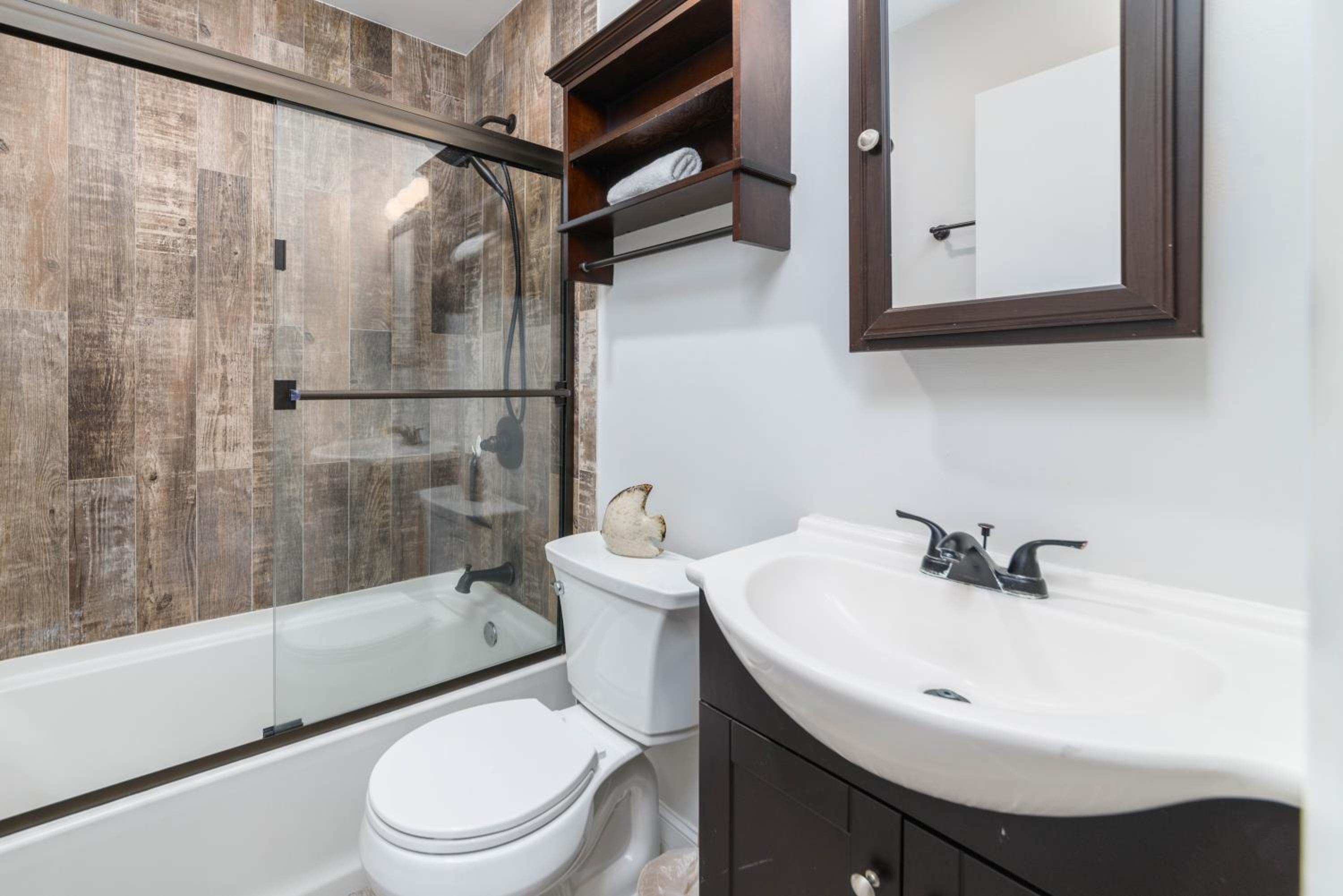 Ocean Tides Incredible Oceanfront Views, Heated Pools, Elevator, Walk to Everything