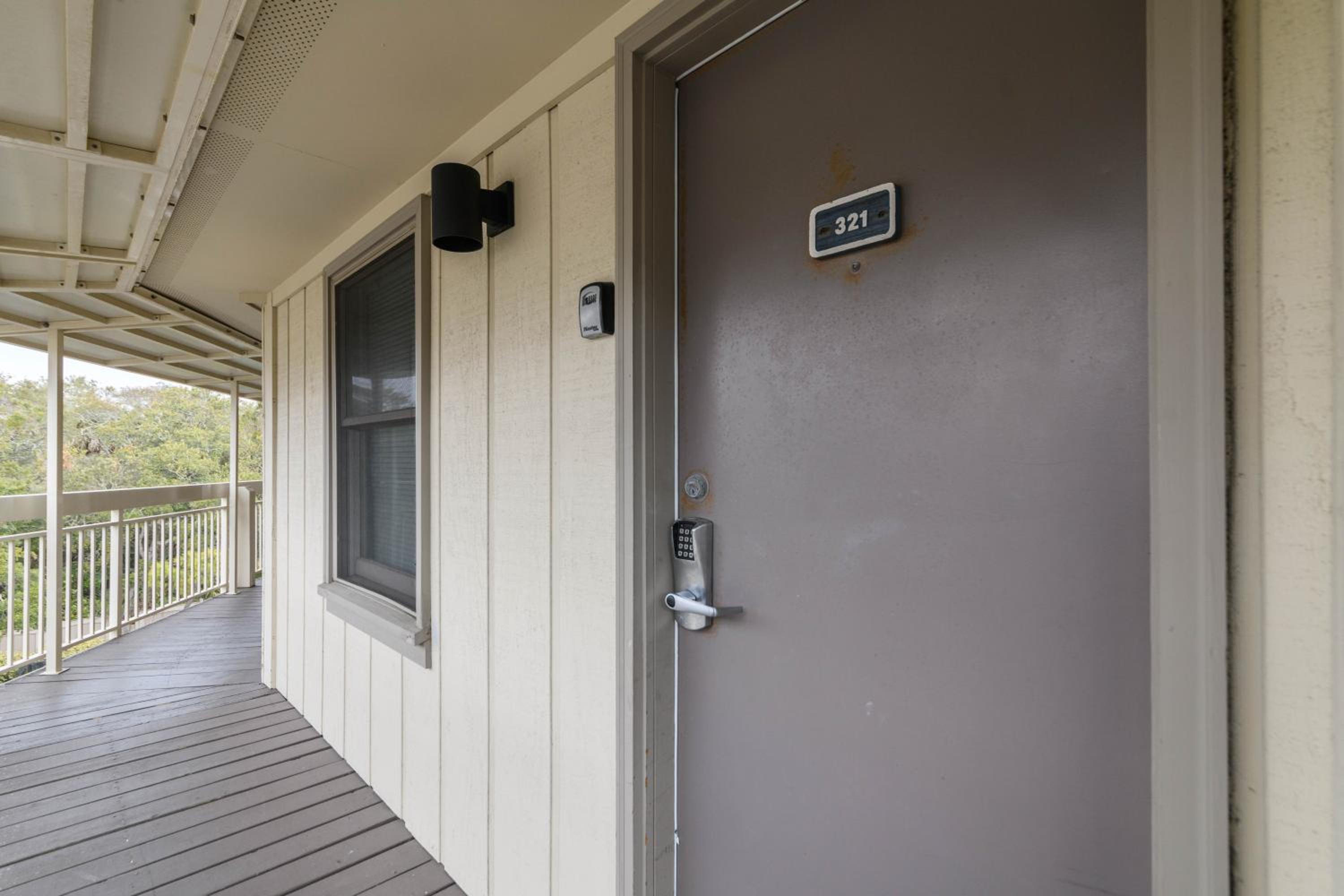 Ocean Tides Incredible Oceanfront Views, Heated Pools, Elevator, Walk to Everything