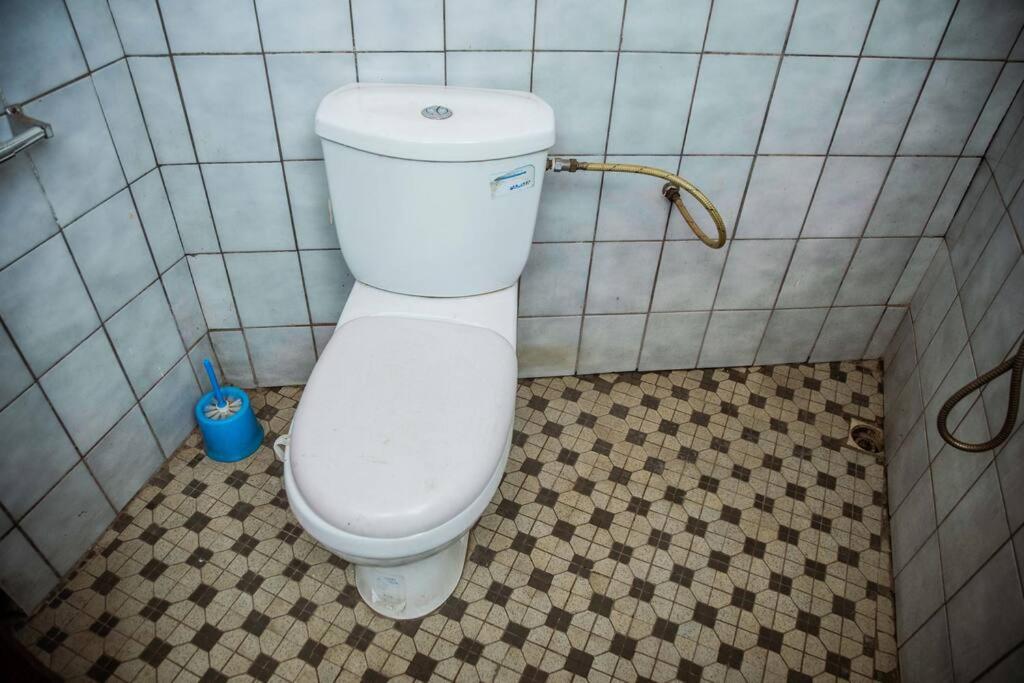 Spacious 2BR Roadside Apartment