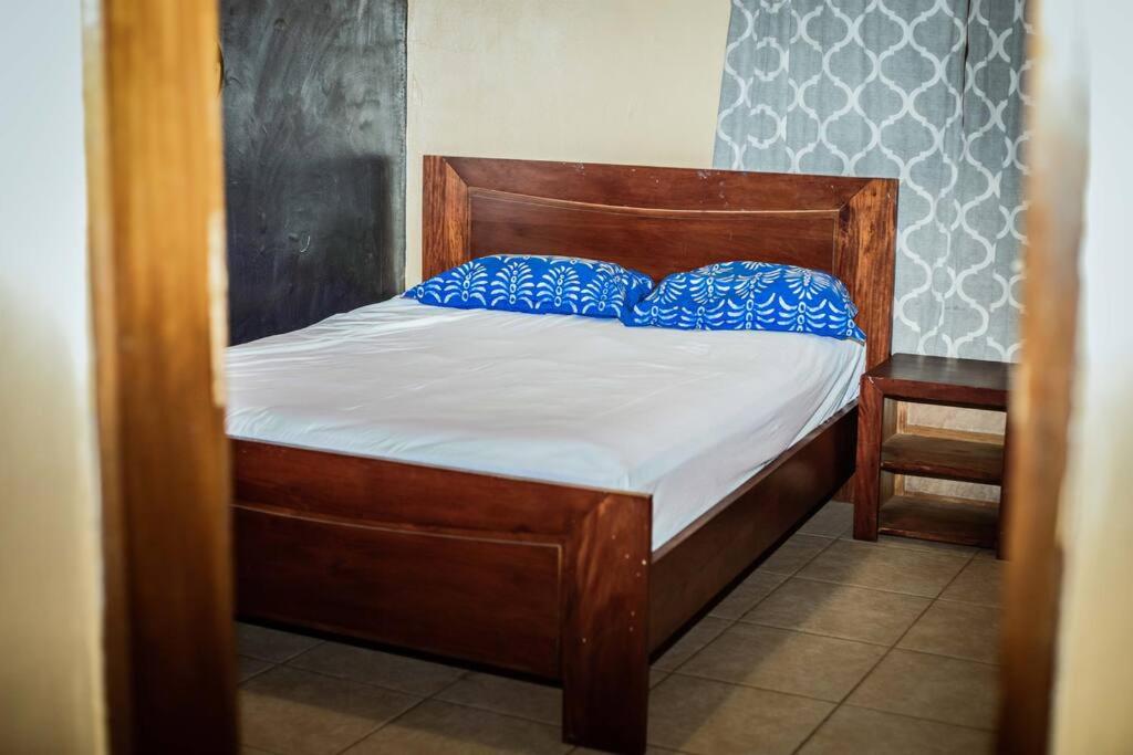 Spacious 2BR Roadside Apartment