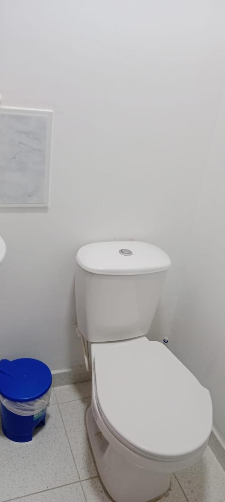 En casa baño compartido
