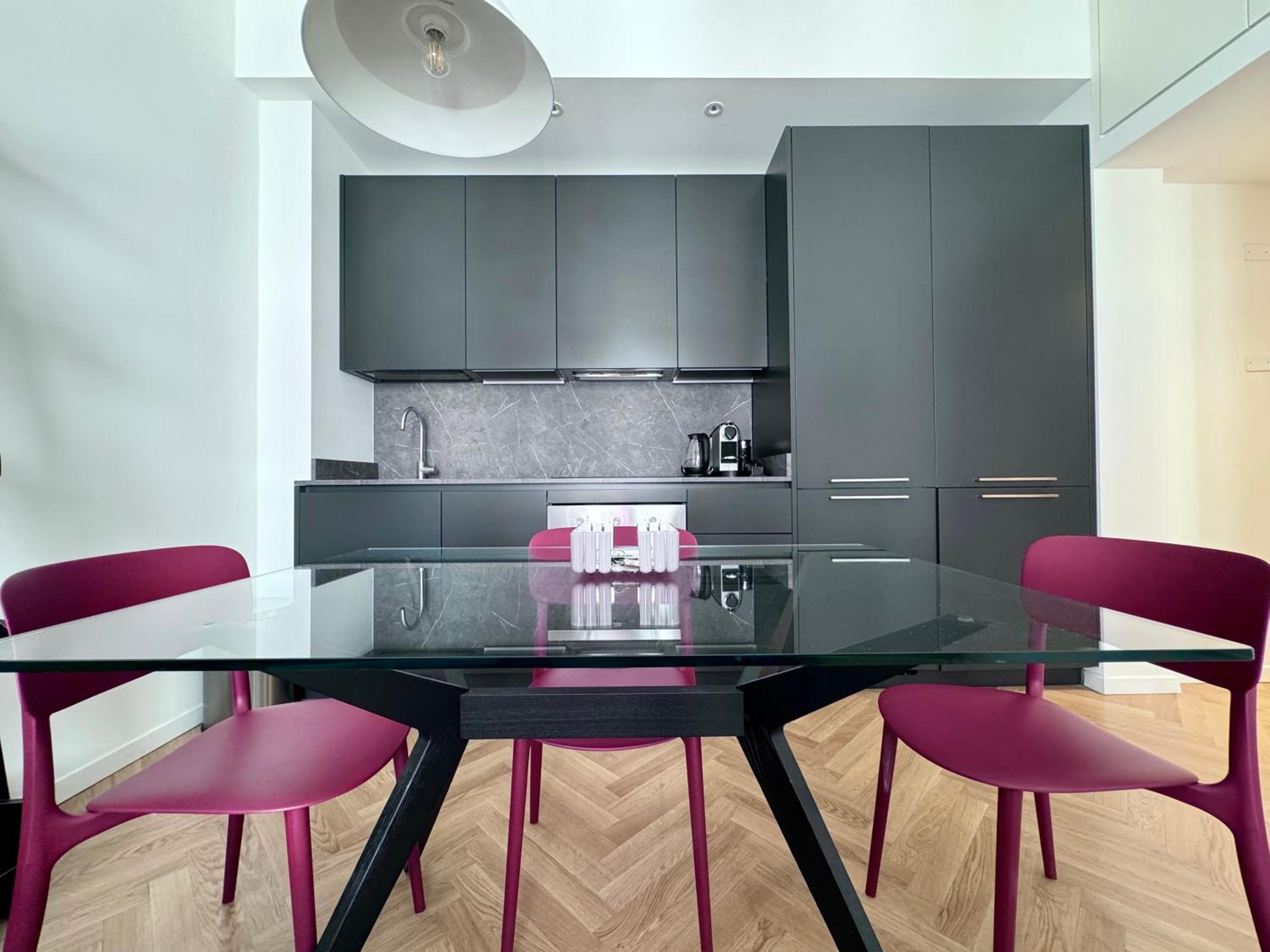 Cute and Central Duomo Apartment - Red photo 4